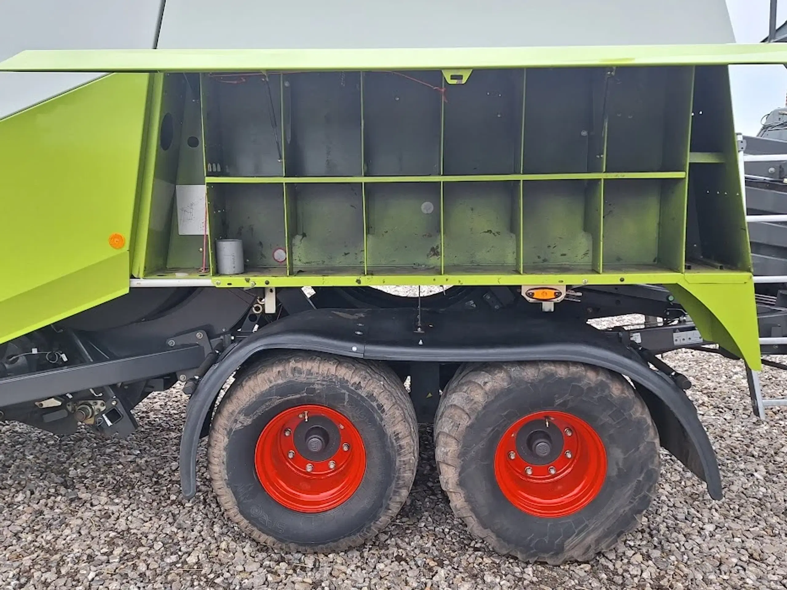 Claas Quadrant 2100 RC