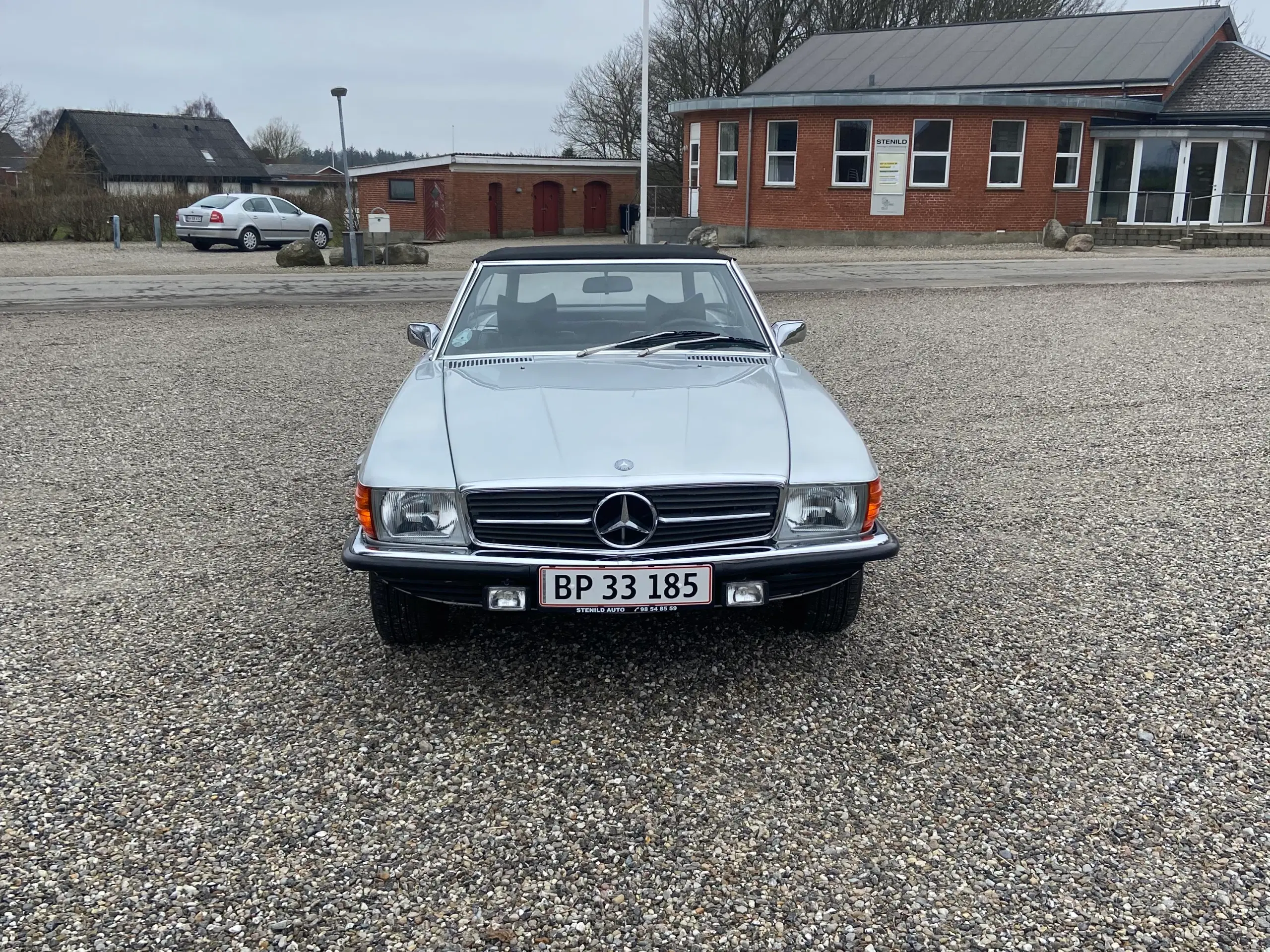 Mercedes R107 350SL