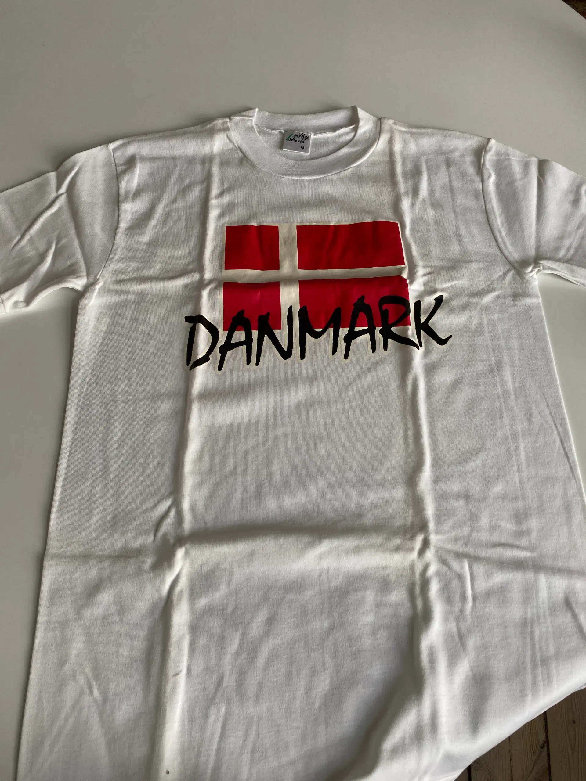 Support t-shirts med viking og Dannebrog motiver