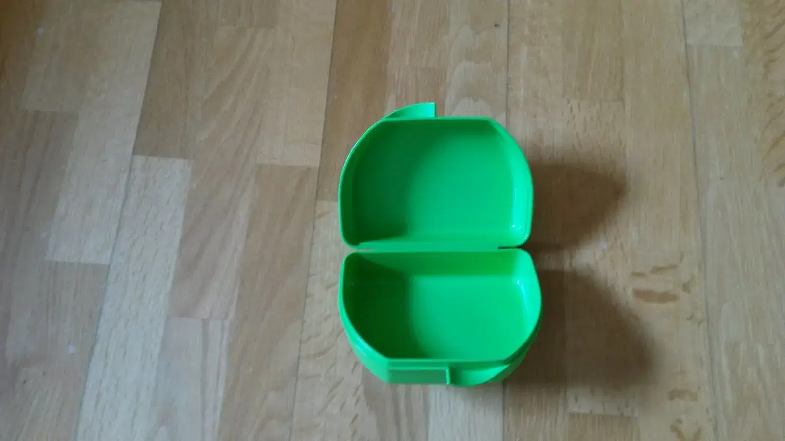 Tupperware lunchbox i grøn