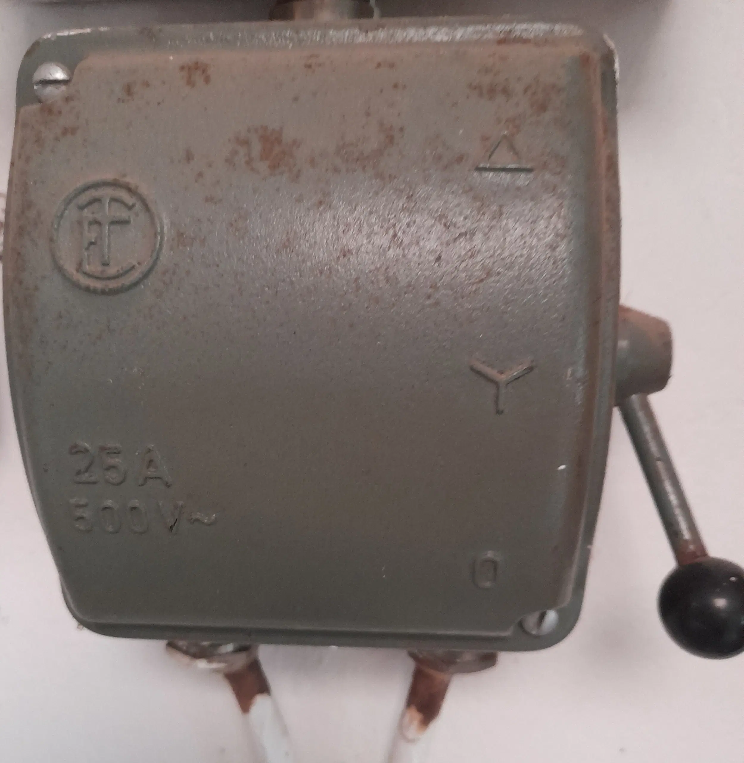 3 Kw Elmotor m Y/D Starter