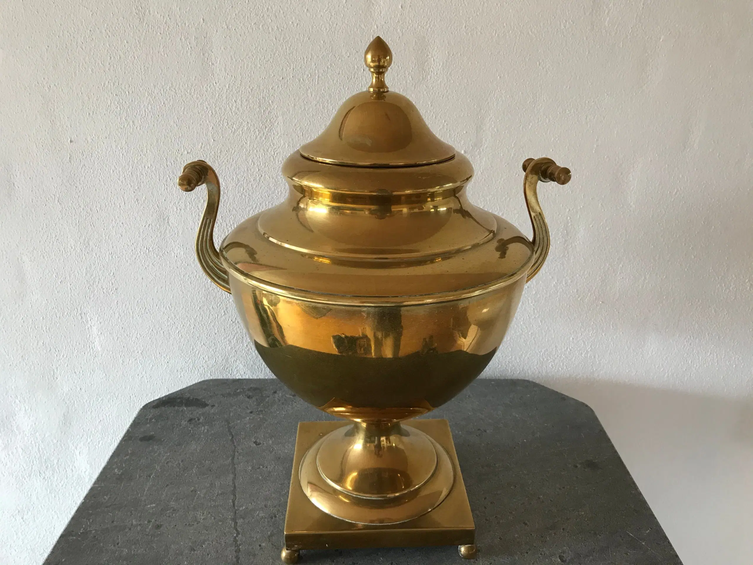 Stor messing samovar