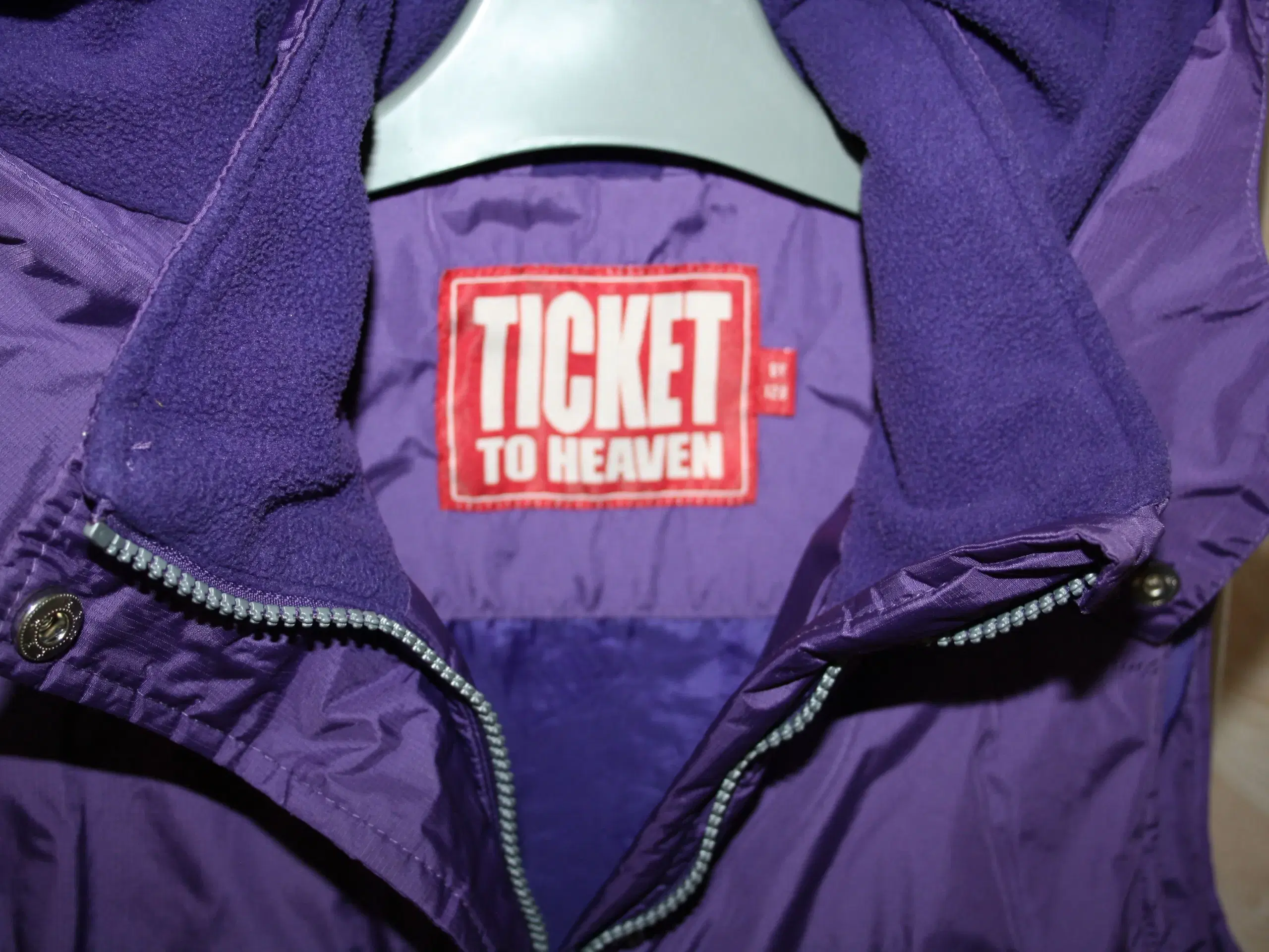 Vest i str 128 fra Ticket to Heaven