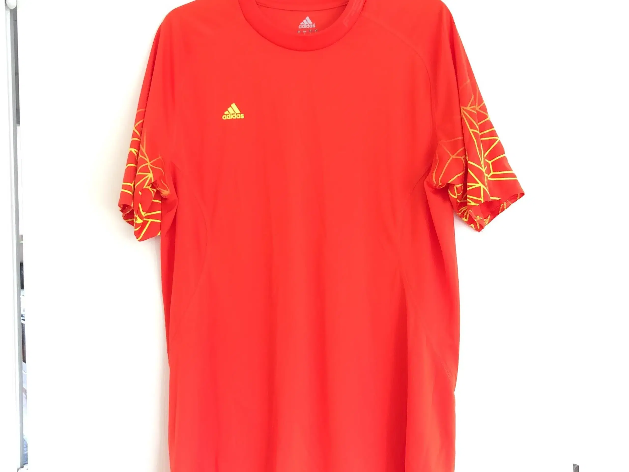 Adidas climate orangerød sportsbluse str L