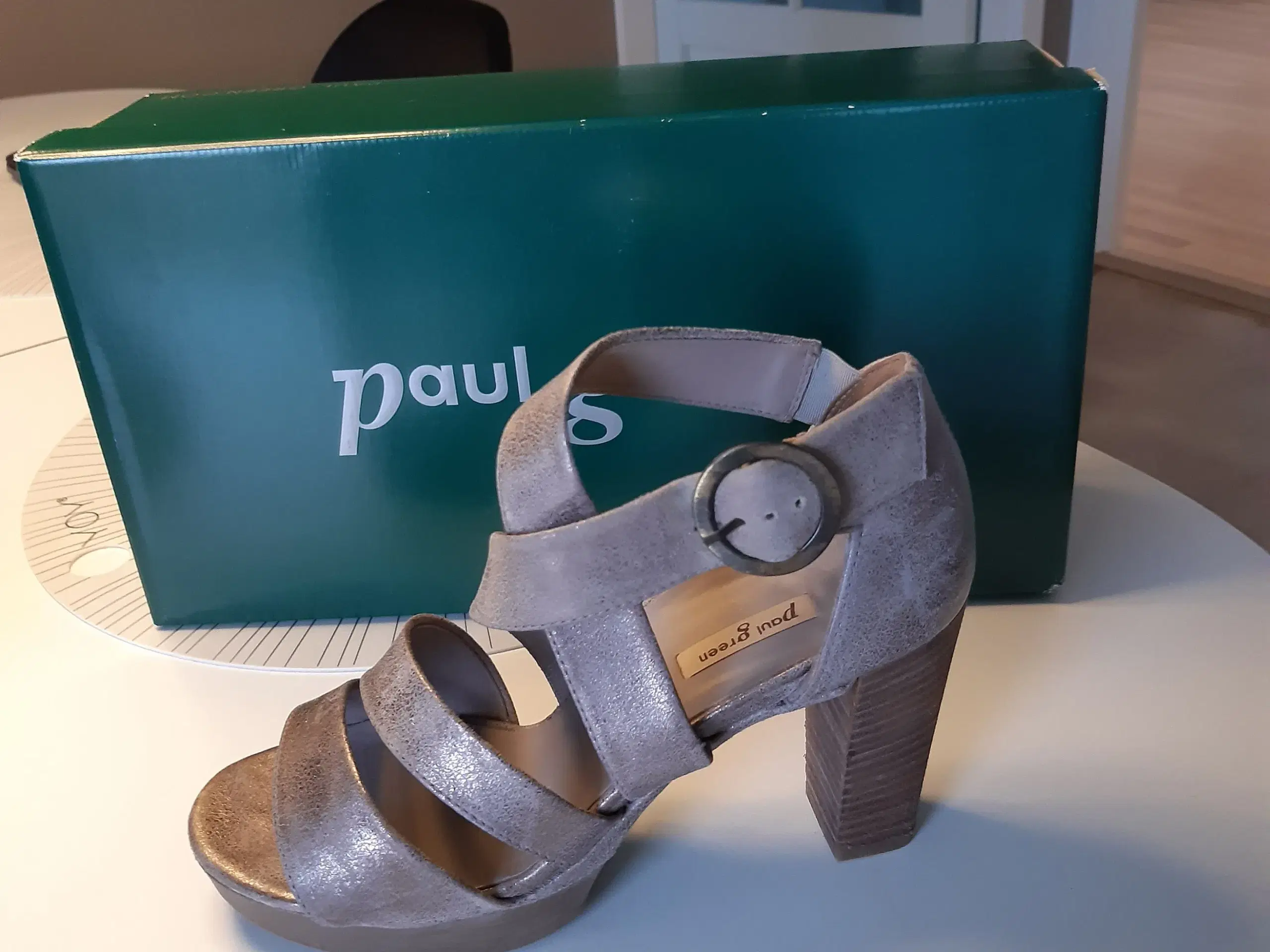 Paul Green sandal