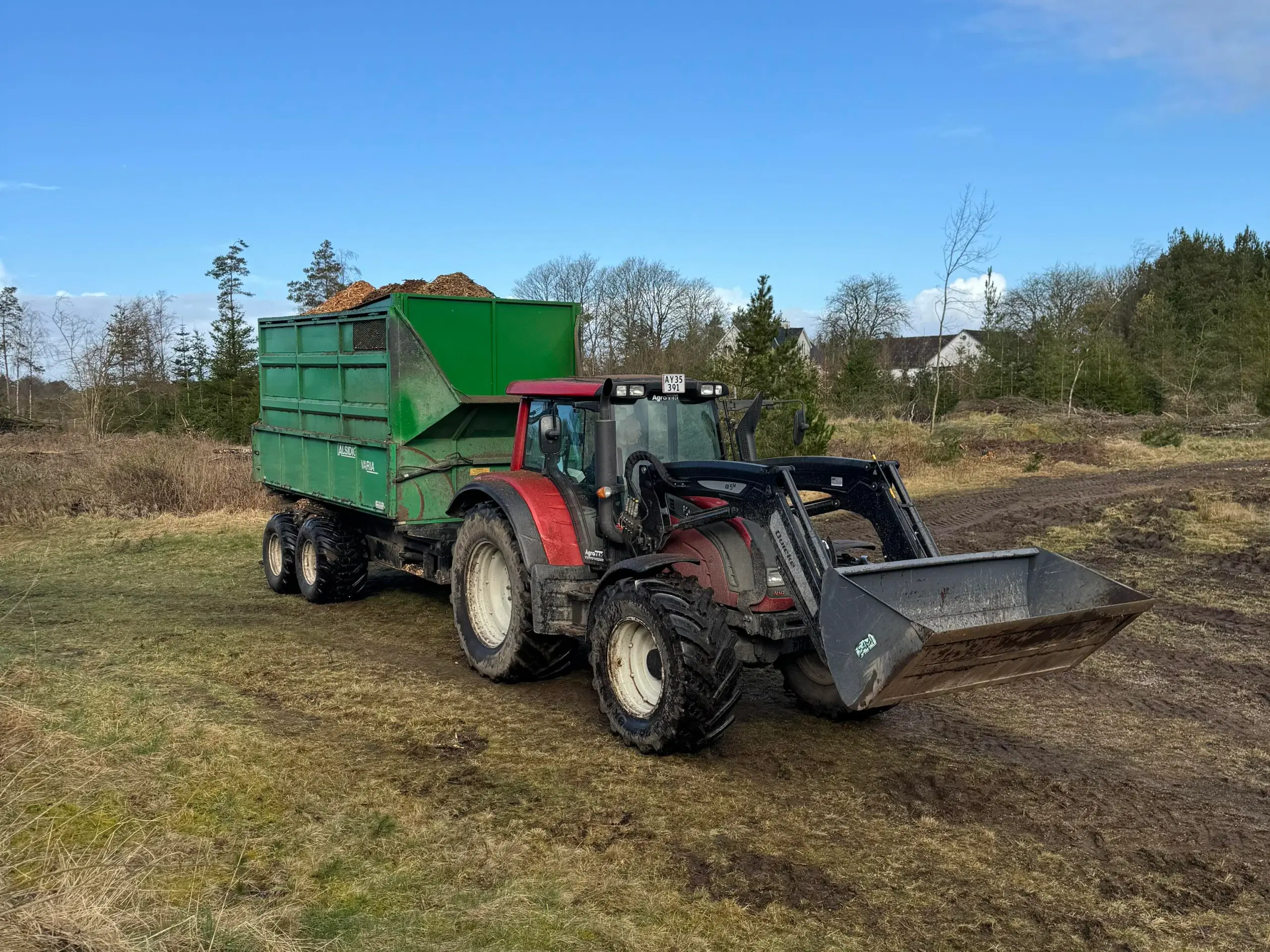 Frakørsel af flis med højtip