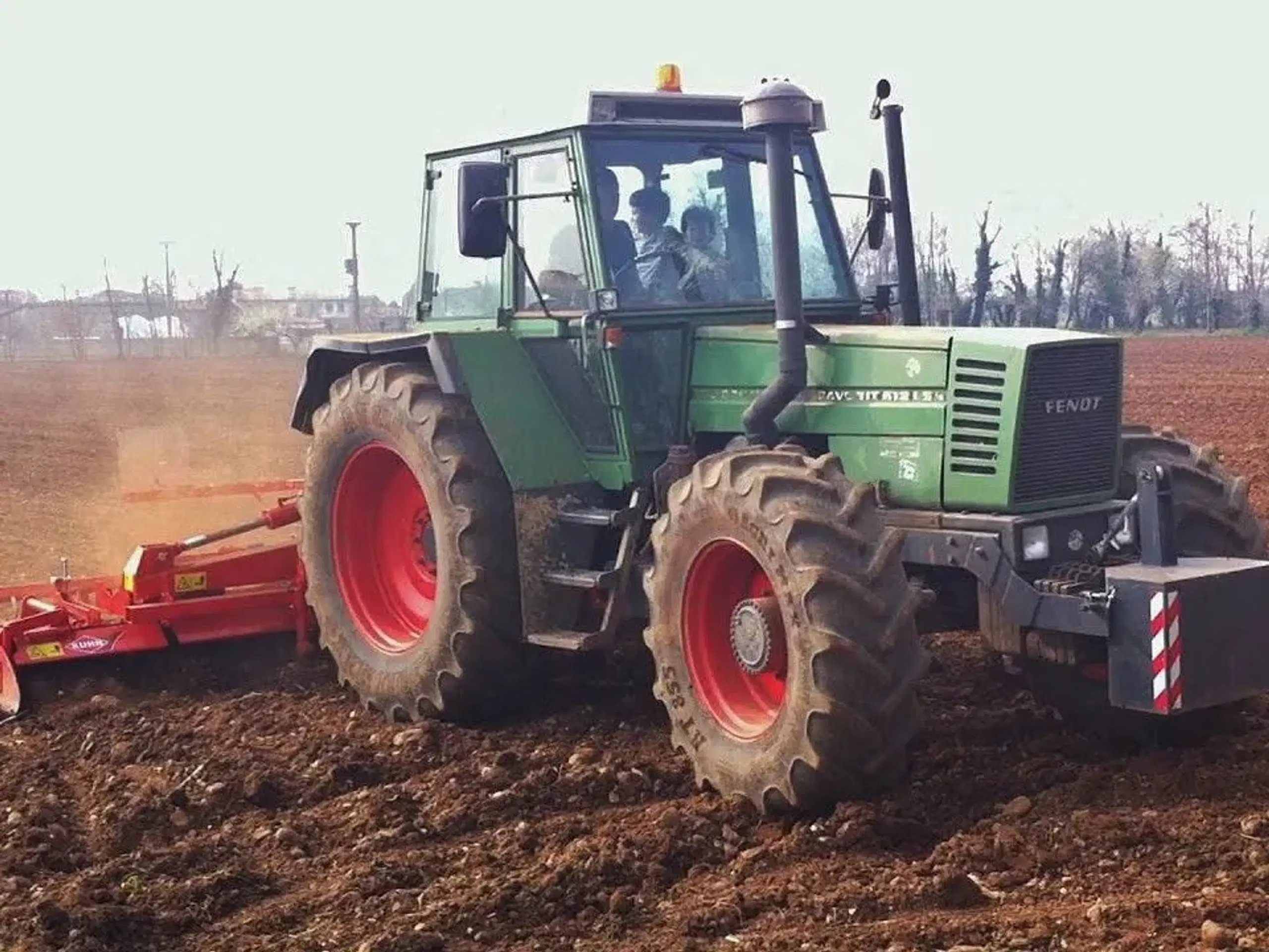 KØBES DEUTZ Fendt 600 serie  MB Trac