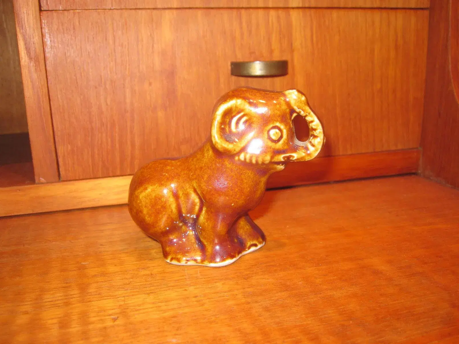 Gammel elefant figur