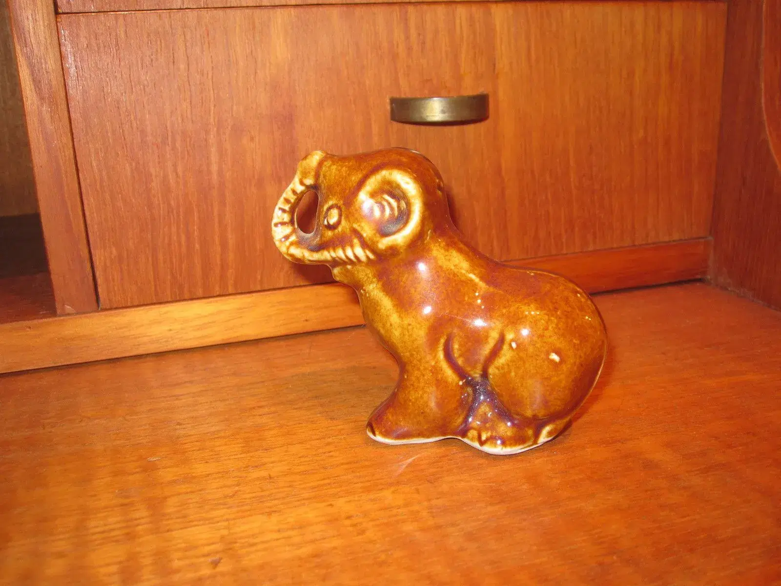 Gammel elefant figur