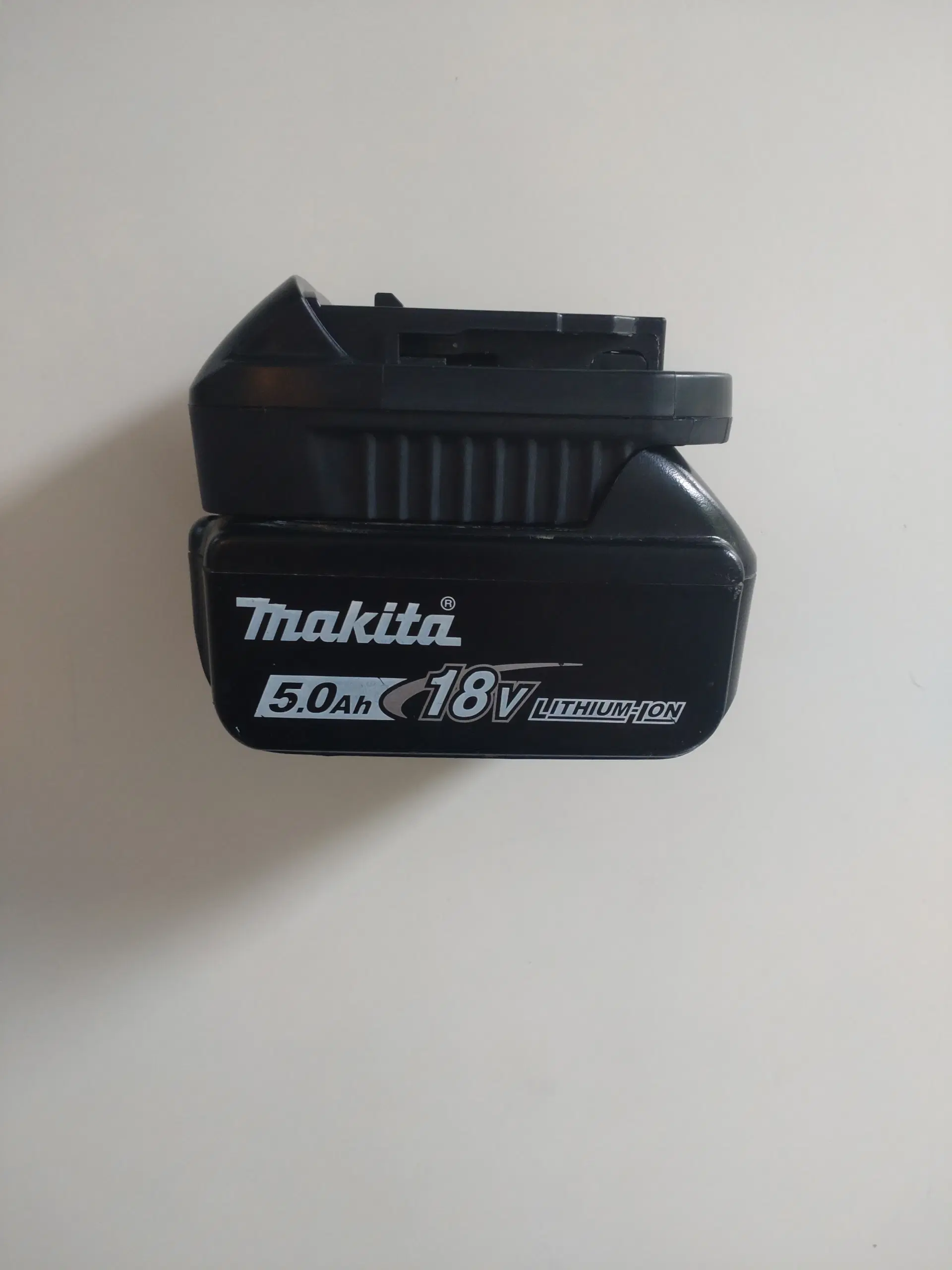 Adapter Dewalt til Makita batteri