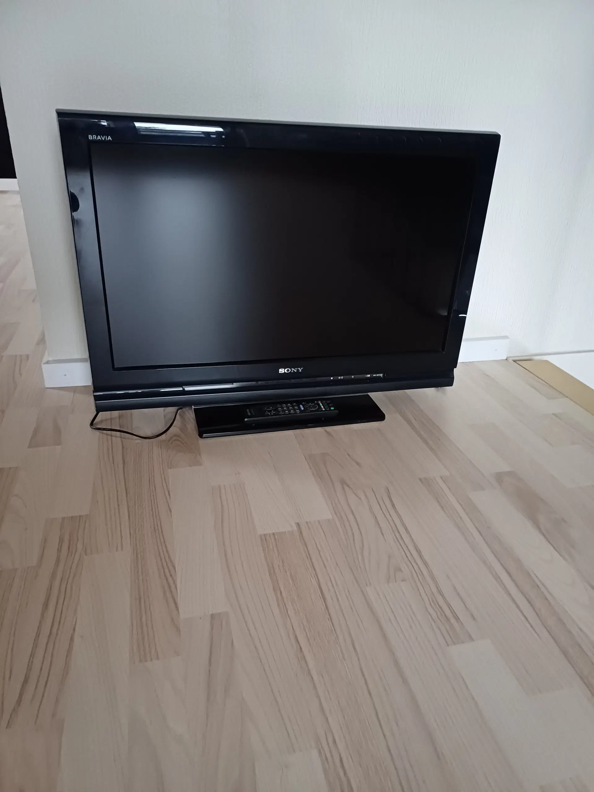 Faldskærm tv 32" Sony