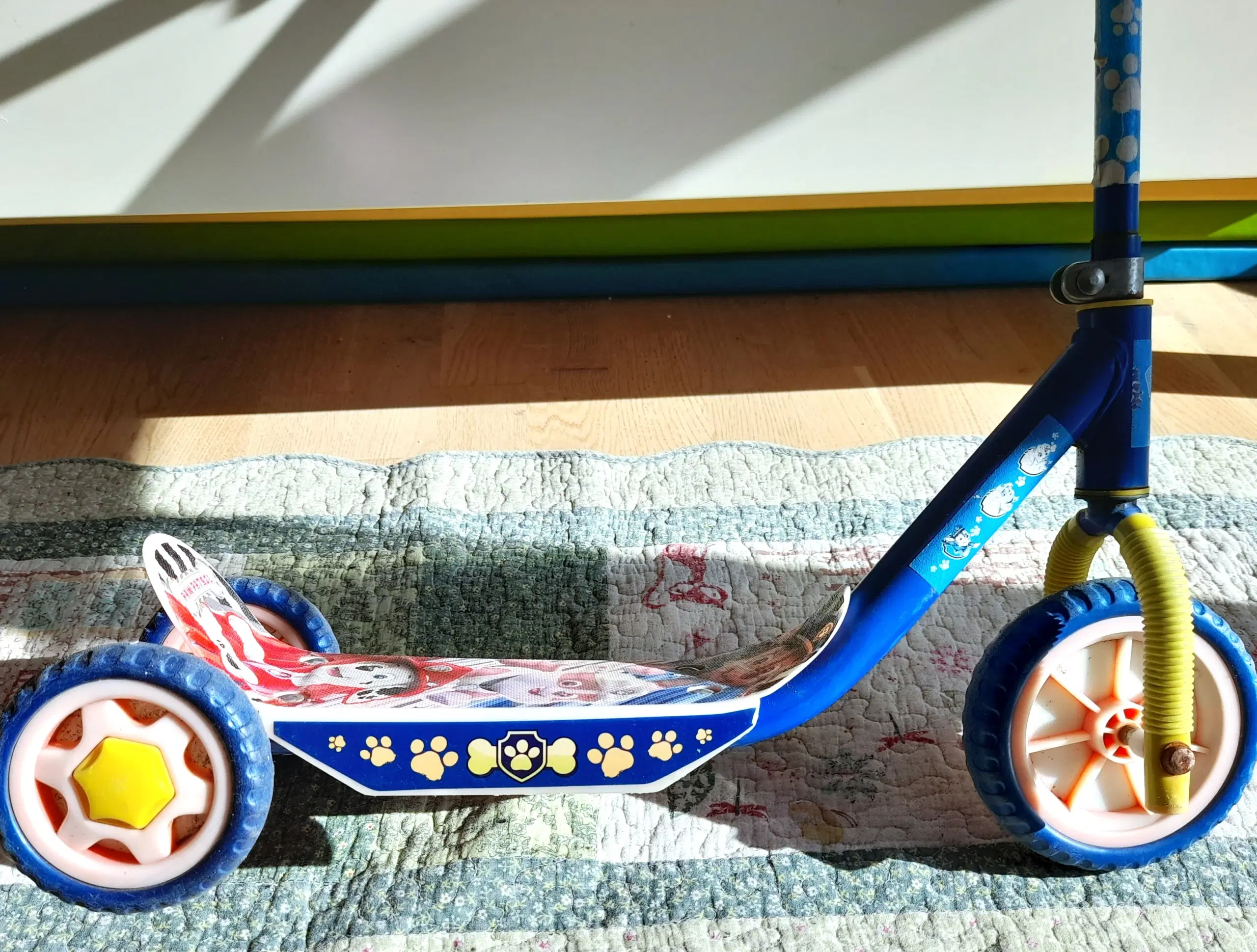 PAW PATROL 3 - Hjul LØBEHJUL / 3-Wheel SCOOTER