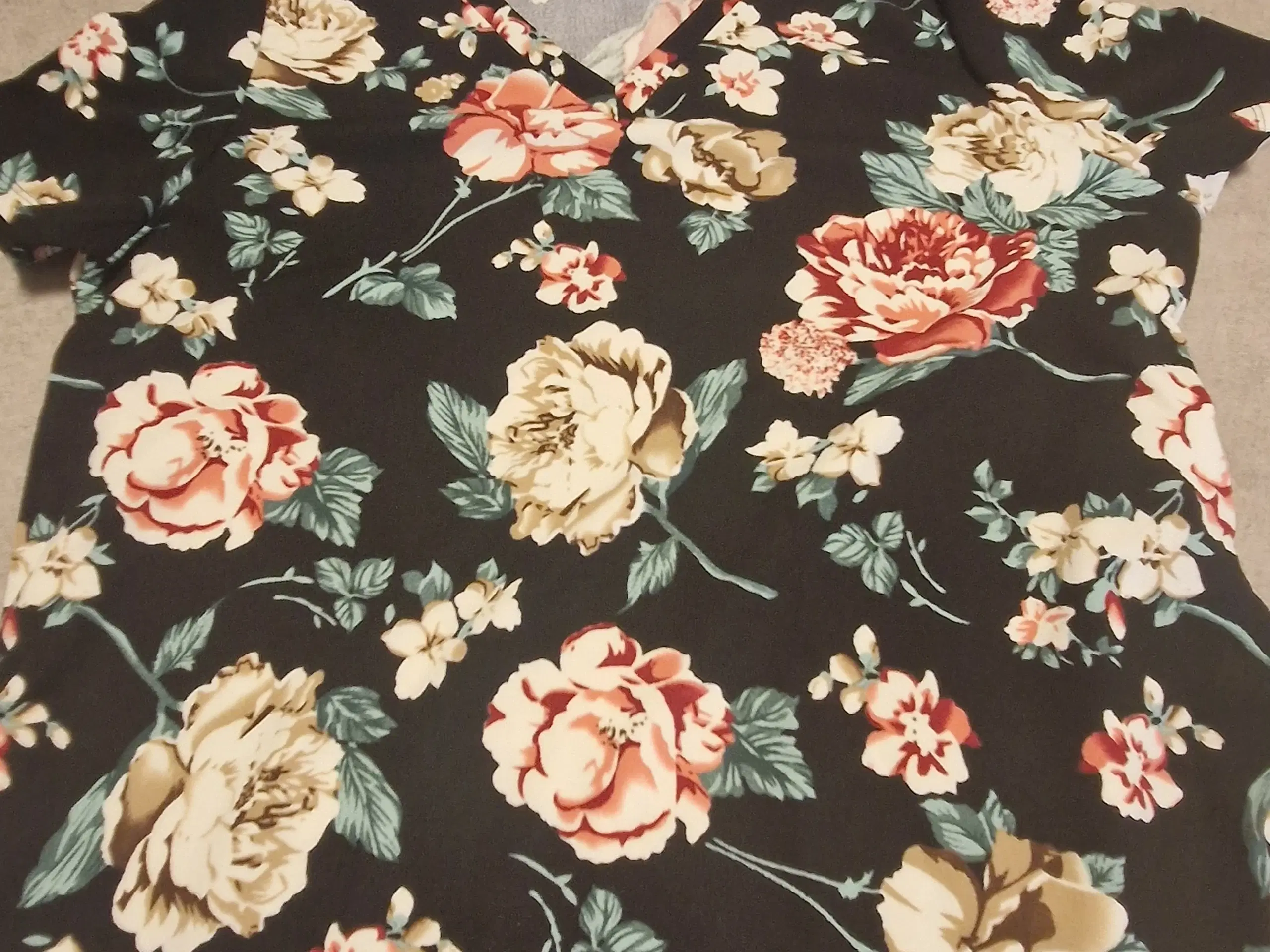 Blomster bluse strL