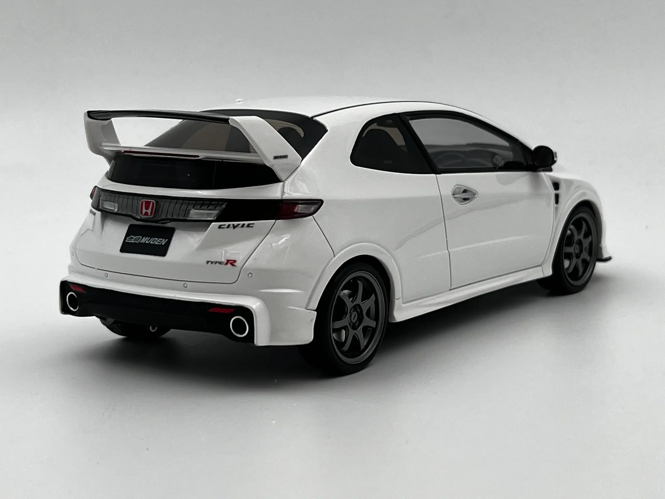 2010 Honda Civic Type R Mugen FN2 1:18