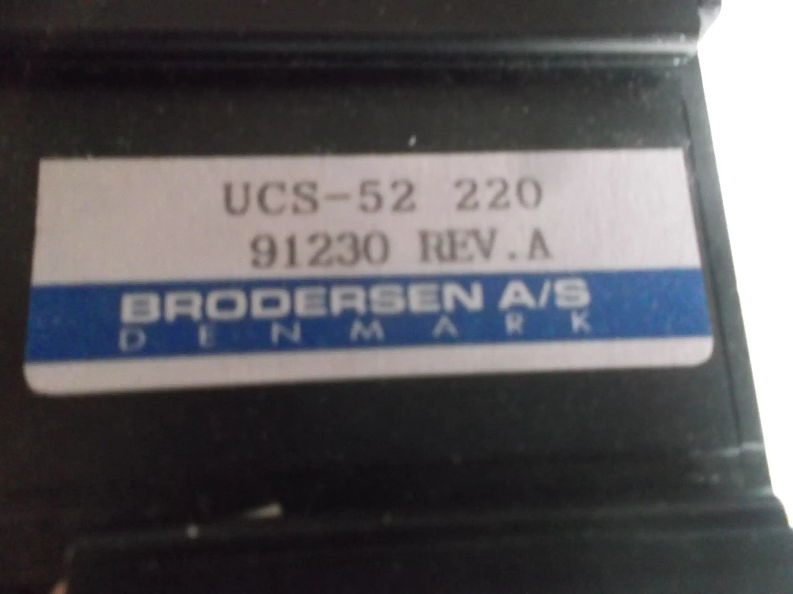 Brodersen Controls Power Supply UCS-52 220