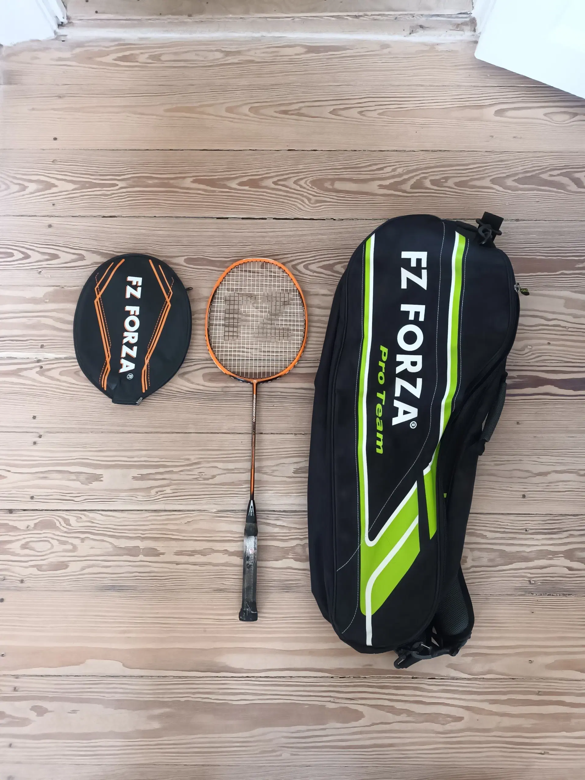 FZ Forza professionel badminton ketcher med taske