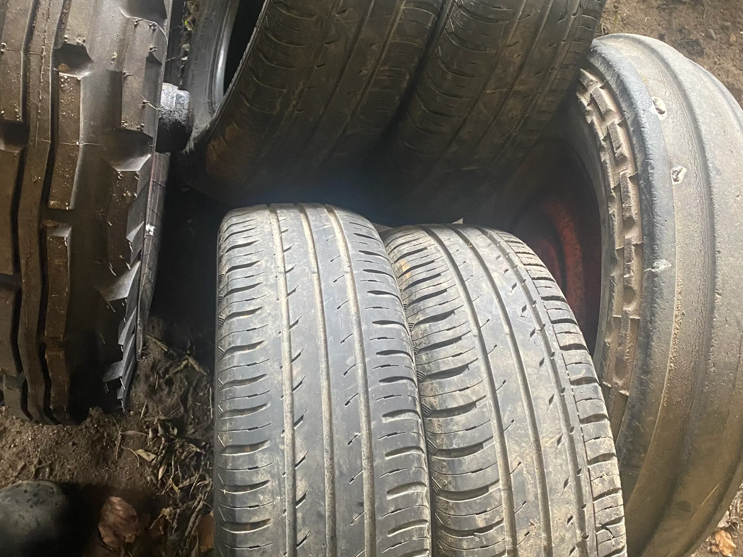 4 styk dæk Continental 185/65 R15 88T