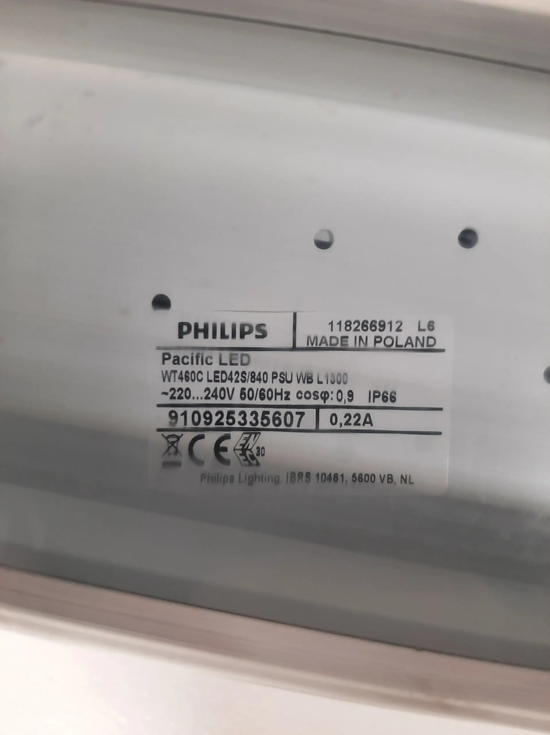 Philips pacific led wt480c industriarmatur 1300x96x96mm