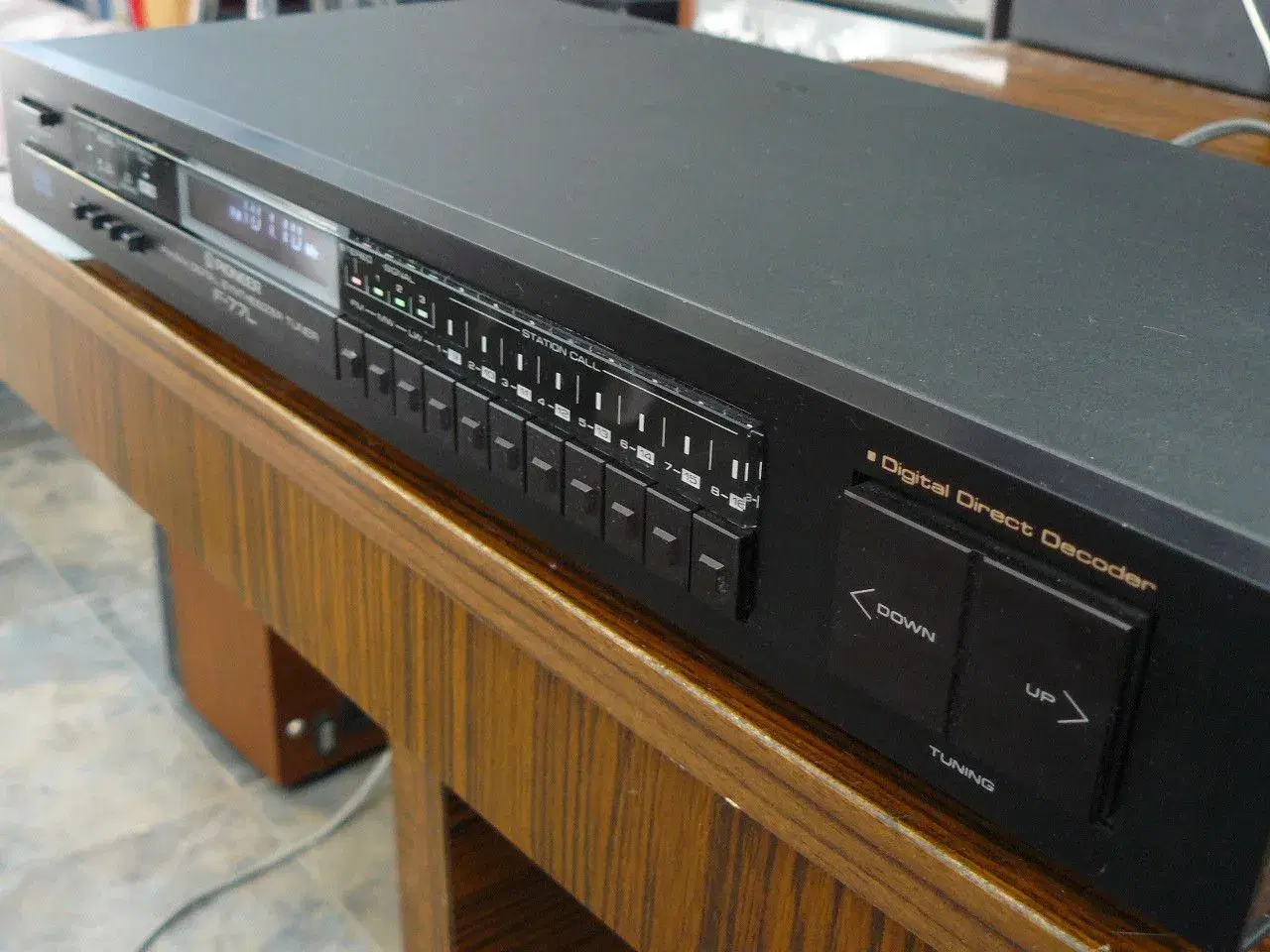 Pioneer F-77L