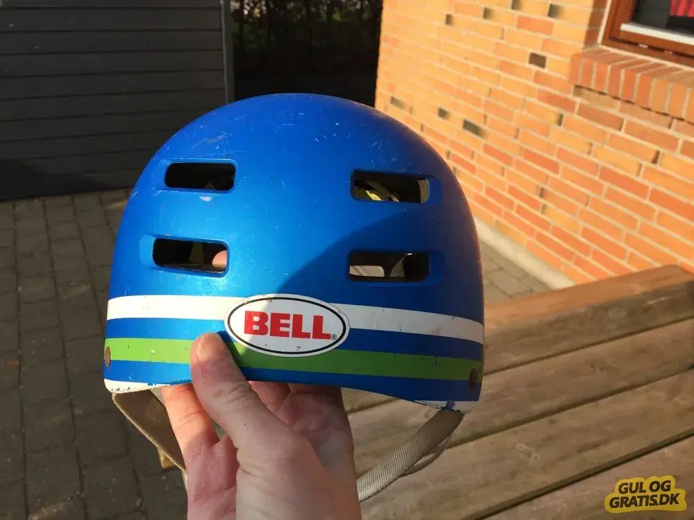 Blå Bell cykelhjelm str 51-56 cm