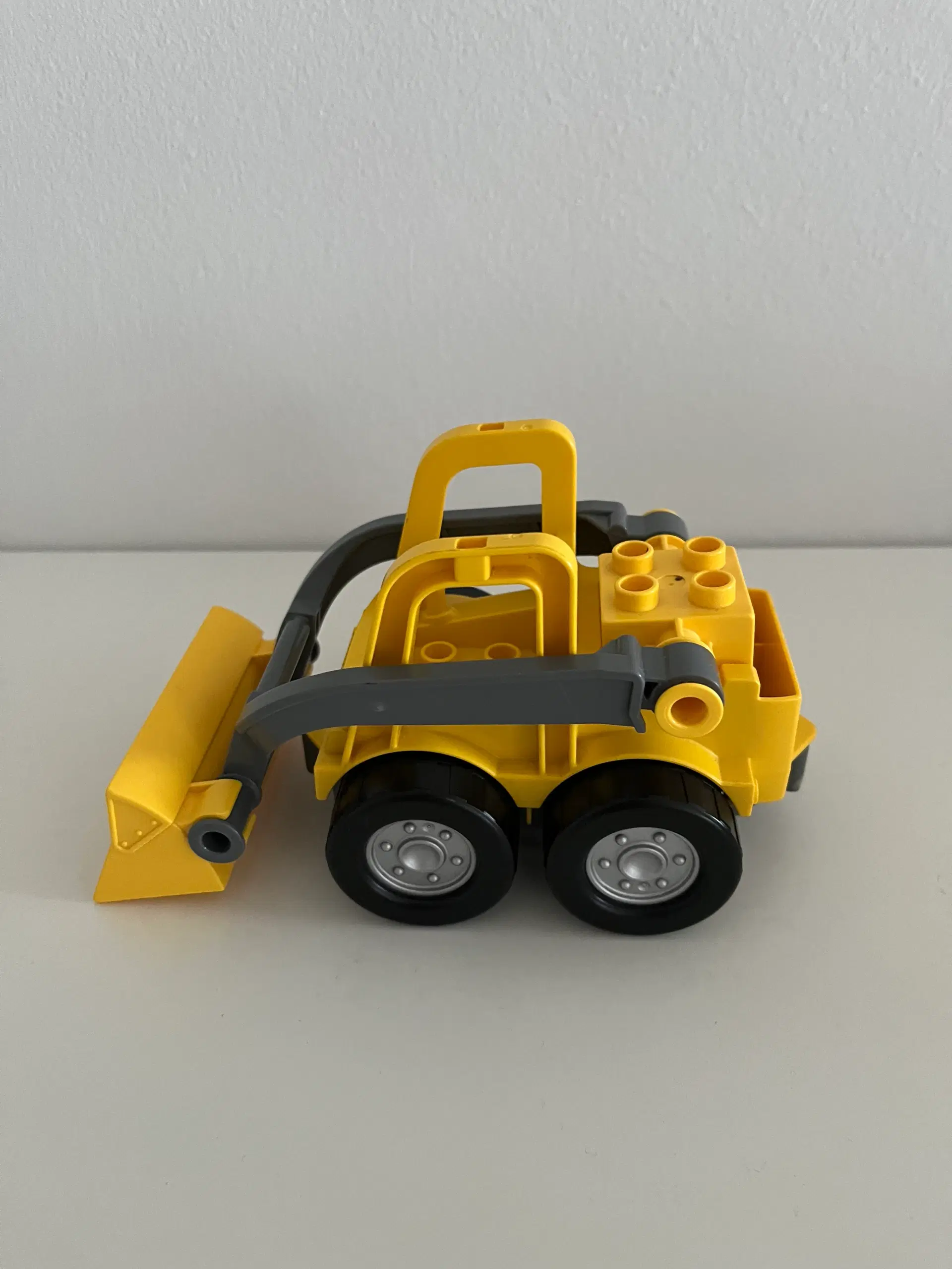 Lego Duplo traktor