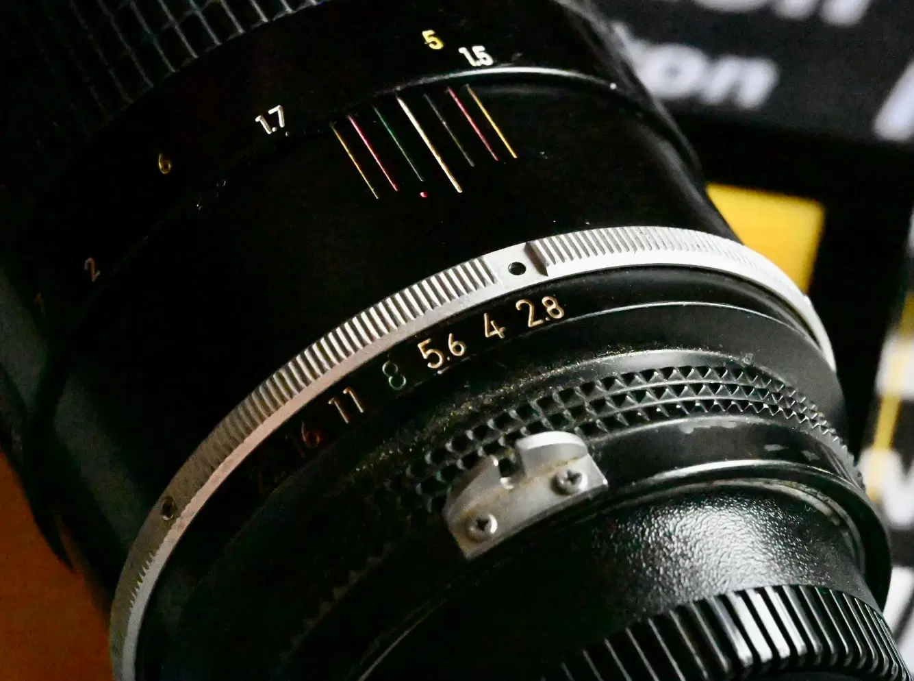 NIKKOR 135mm 28