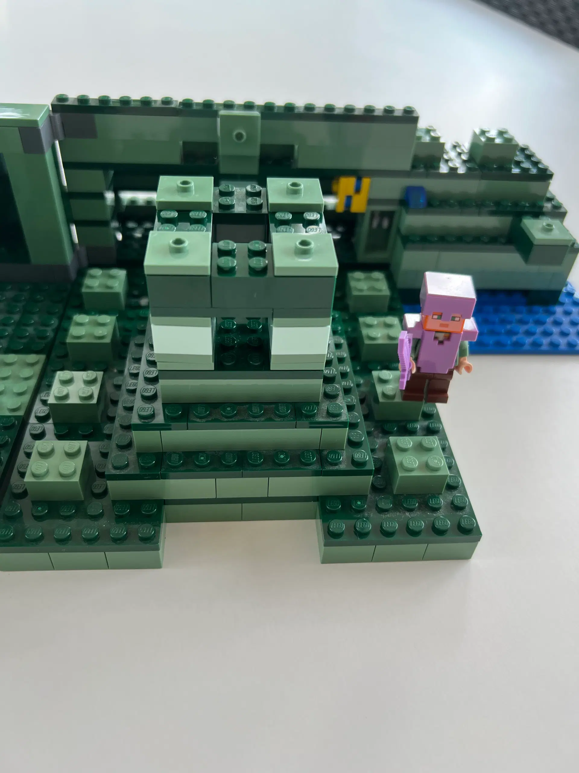 Lego Minecraft nr 21136