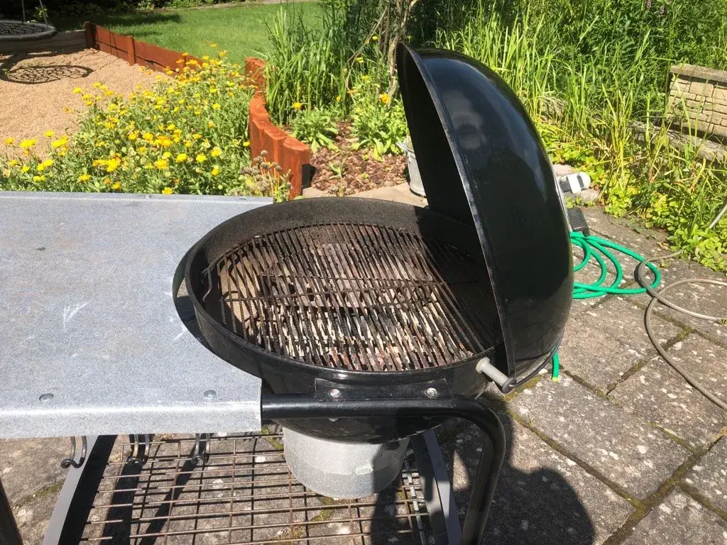 Weber Kuglegrill 57cm med bord