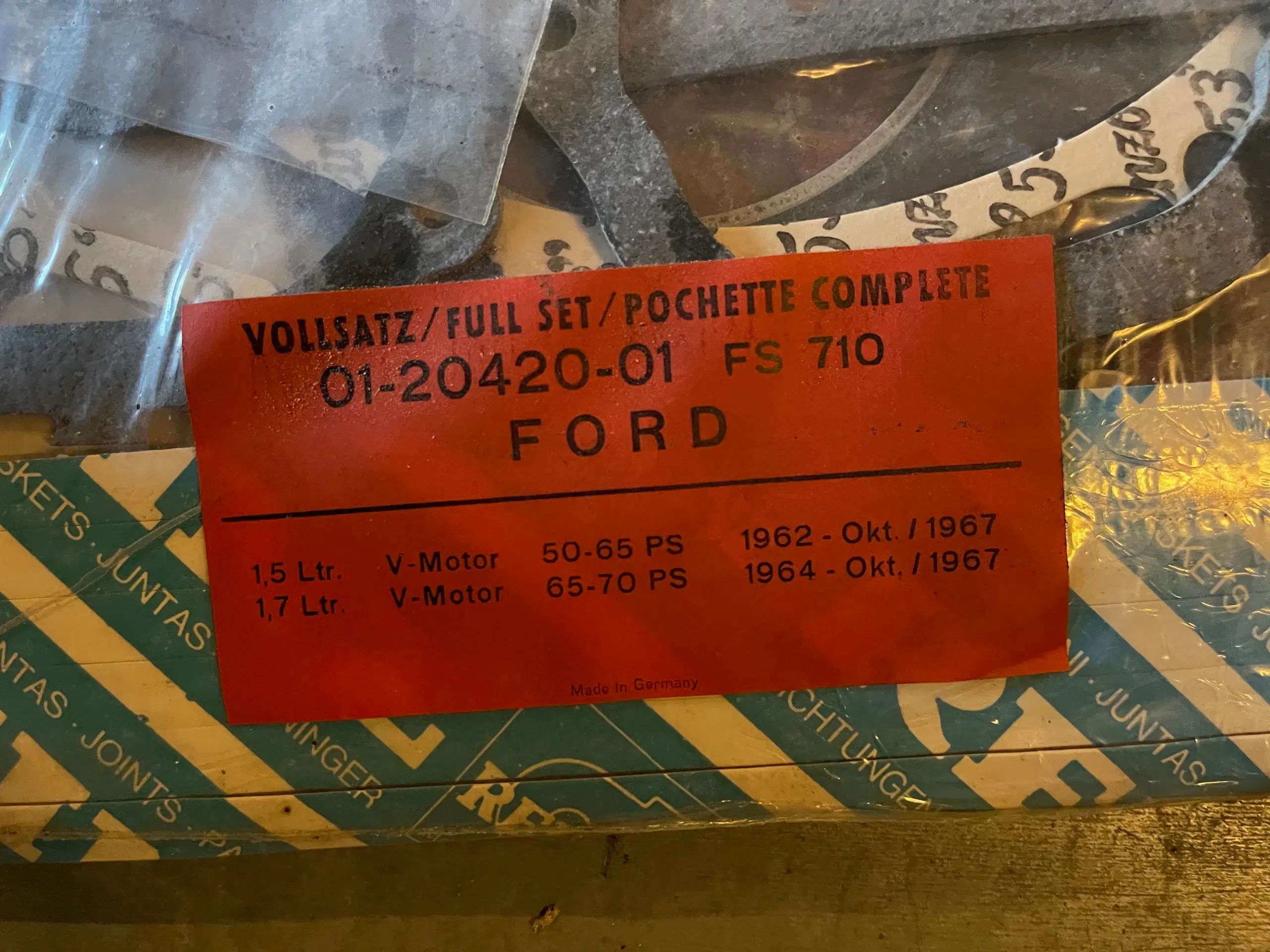 Motorpakningssæt Ford 15M  17M V4