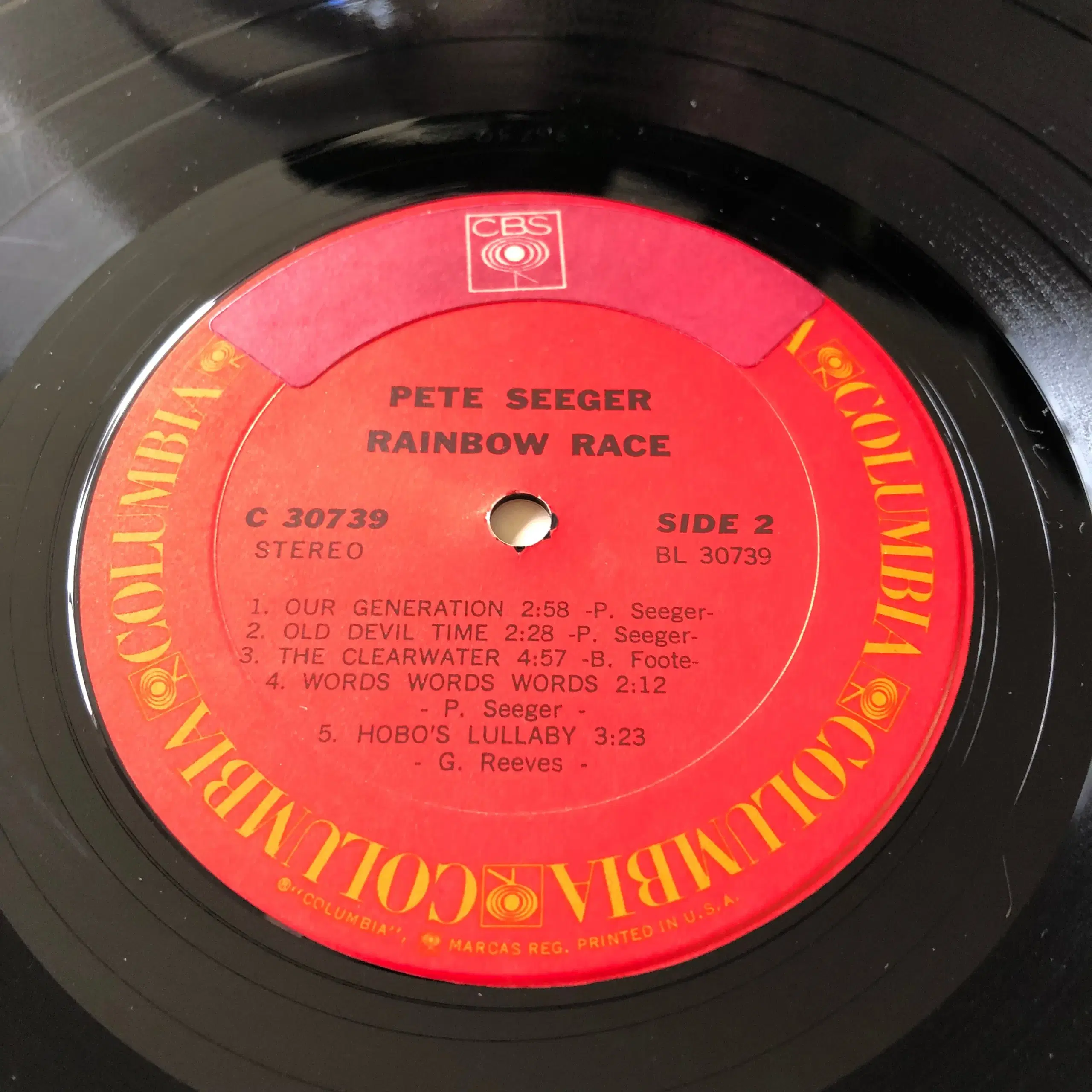 Pete Seeger: Broadsides/Rainbow Race