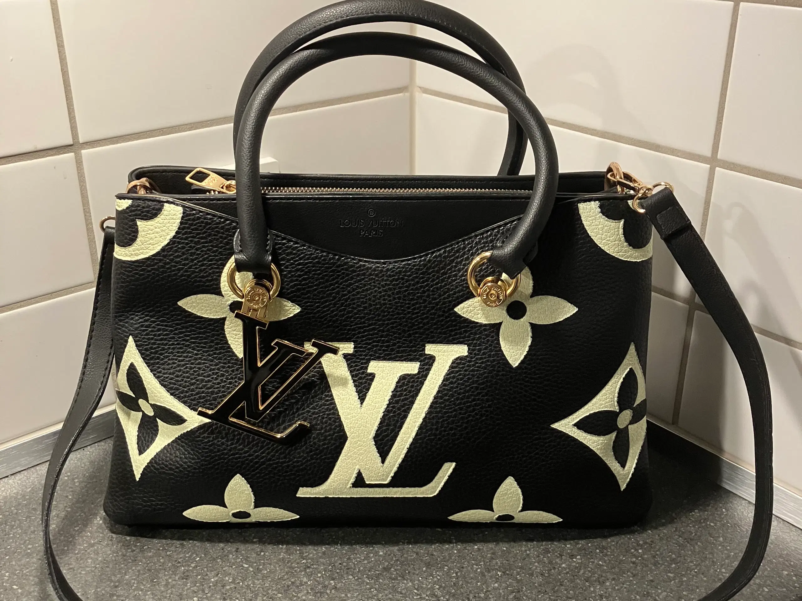 Louis Vuitton skuldertaske / håndtaske