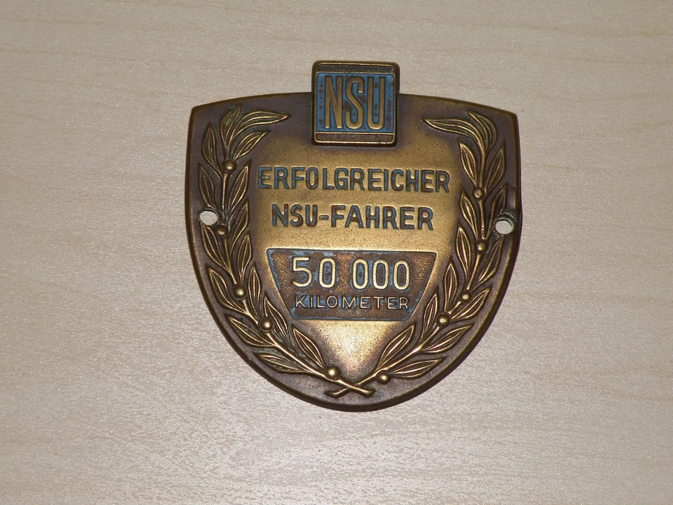 NSU -- Plakette bronze -- 50000 km-