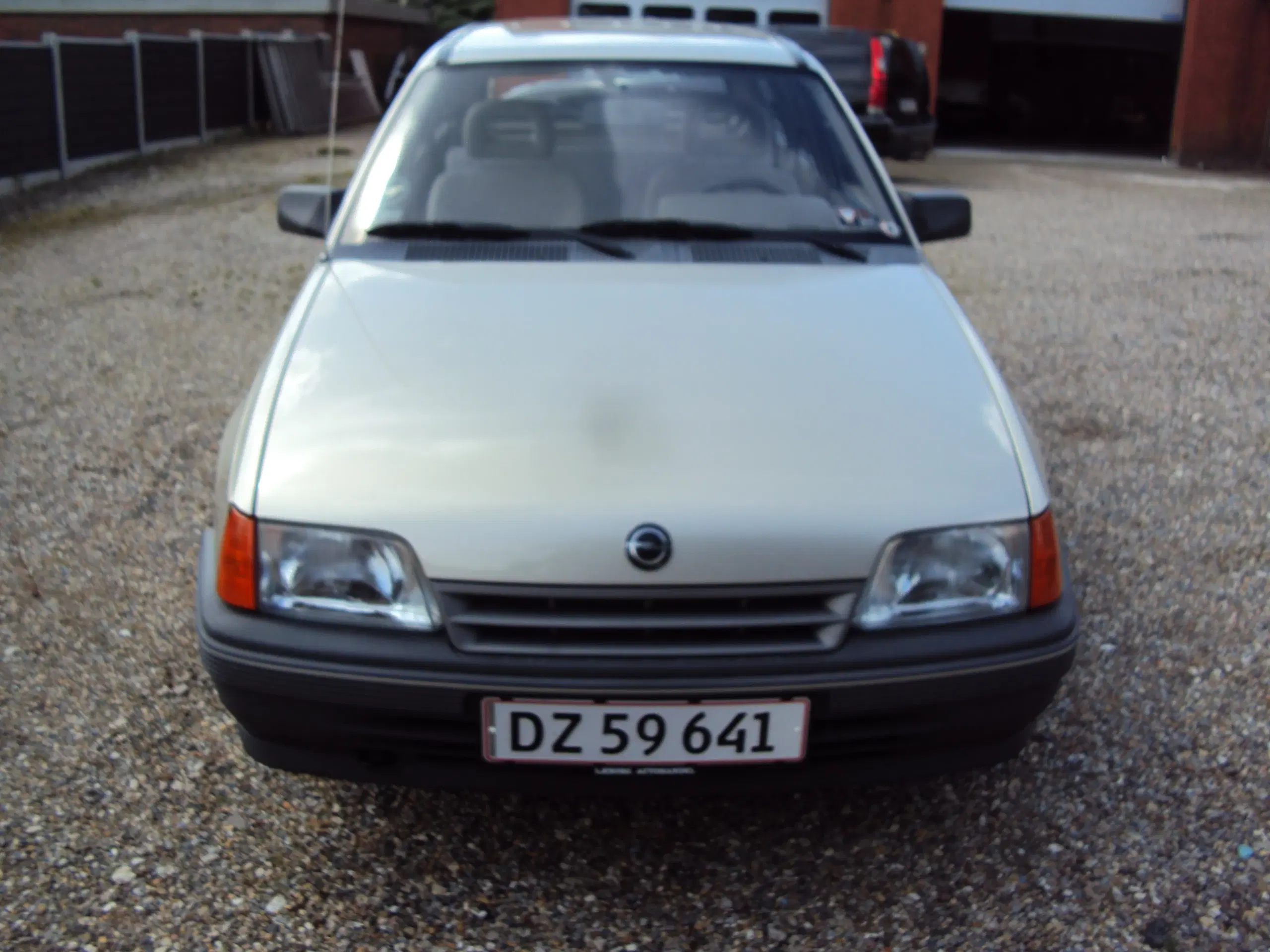 Opel Kadett Caravan E 13 LS