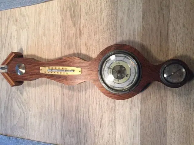 Gammelt barometer - retro