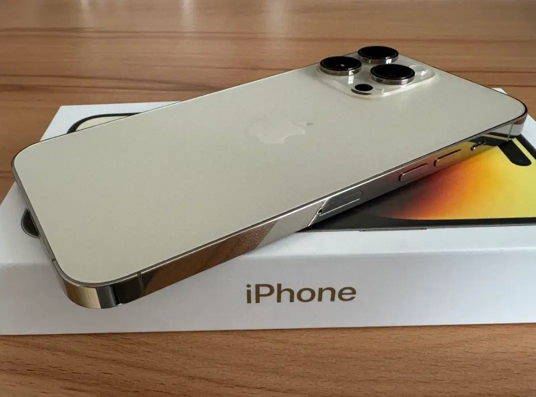 Apple iPhone 14 Pro Max 256GB Gold