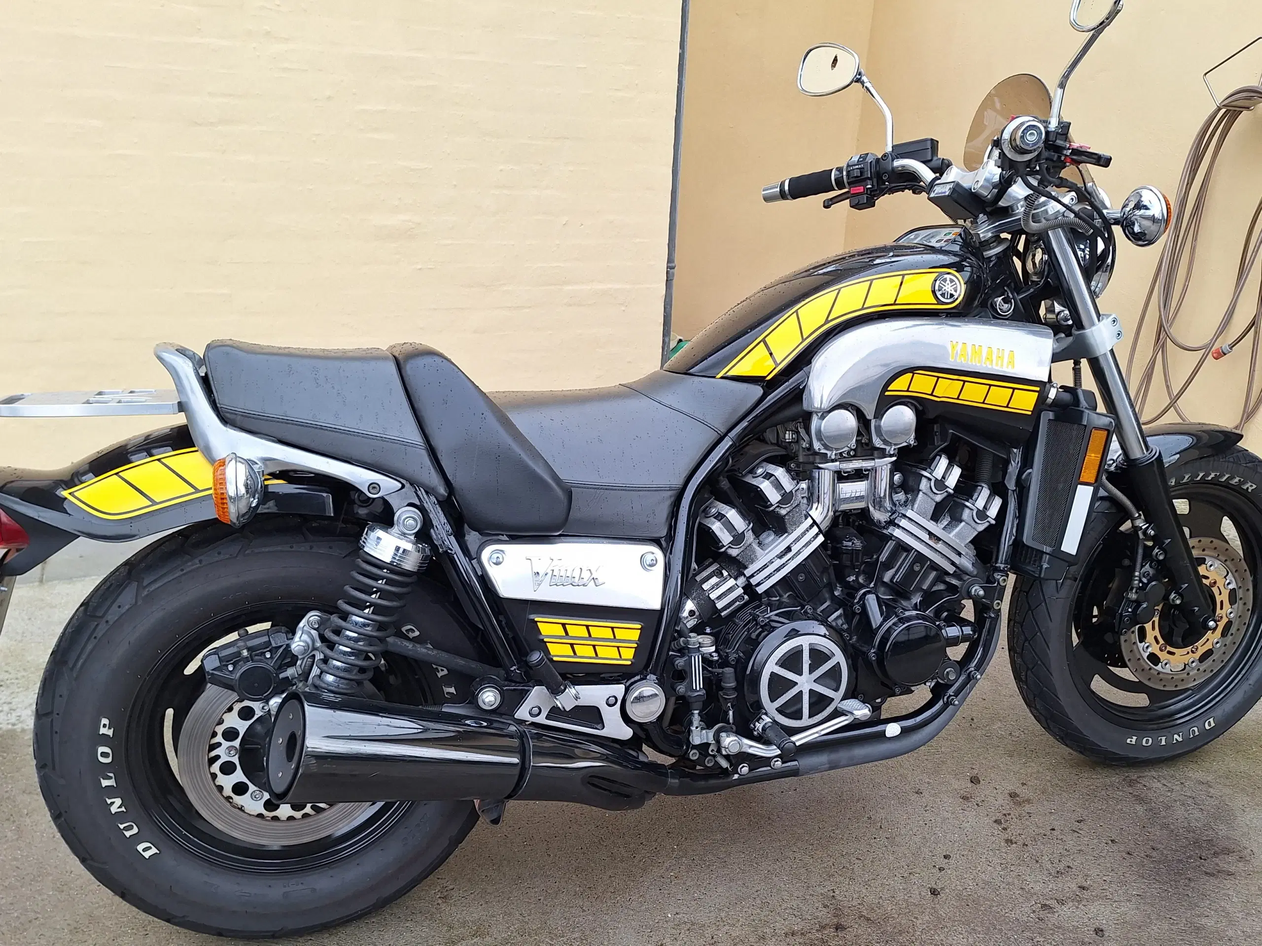 Yamaha V-MAX