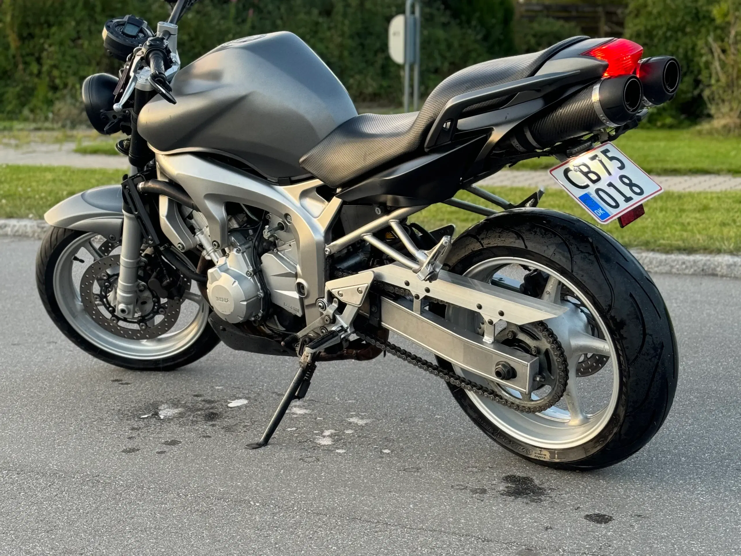 Yamaha FZ6