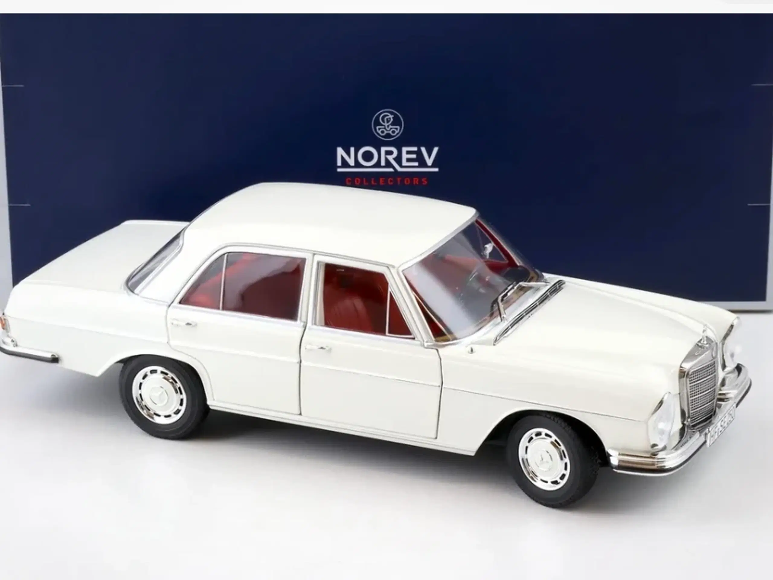 1:18 Mercedes 250 Se 1967