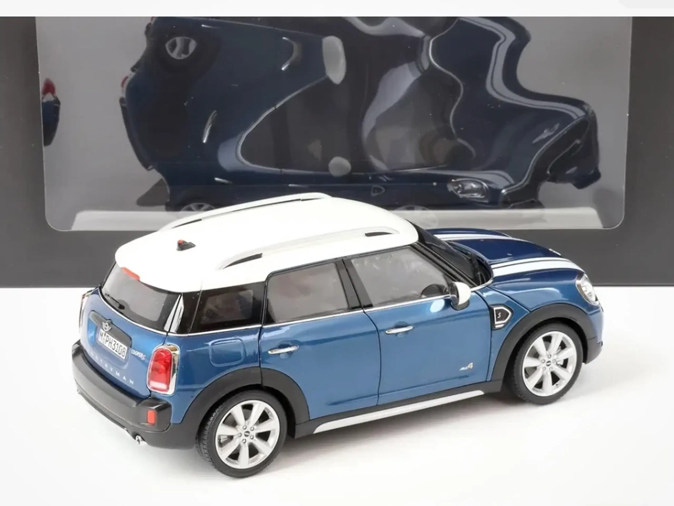 1:18 Mini Cooper Clubmann S F60