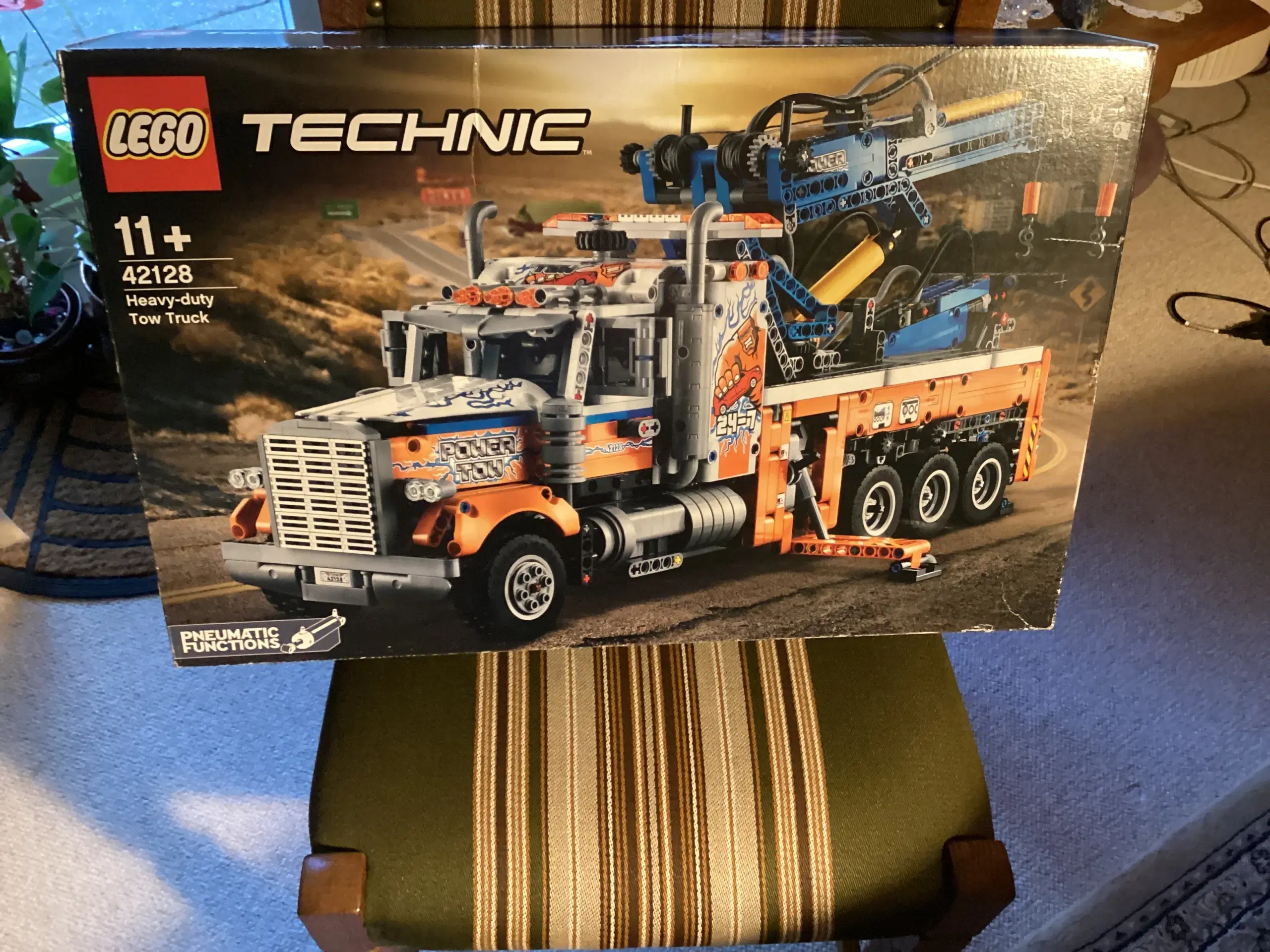 Lego kranbil 42128