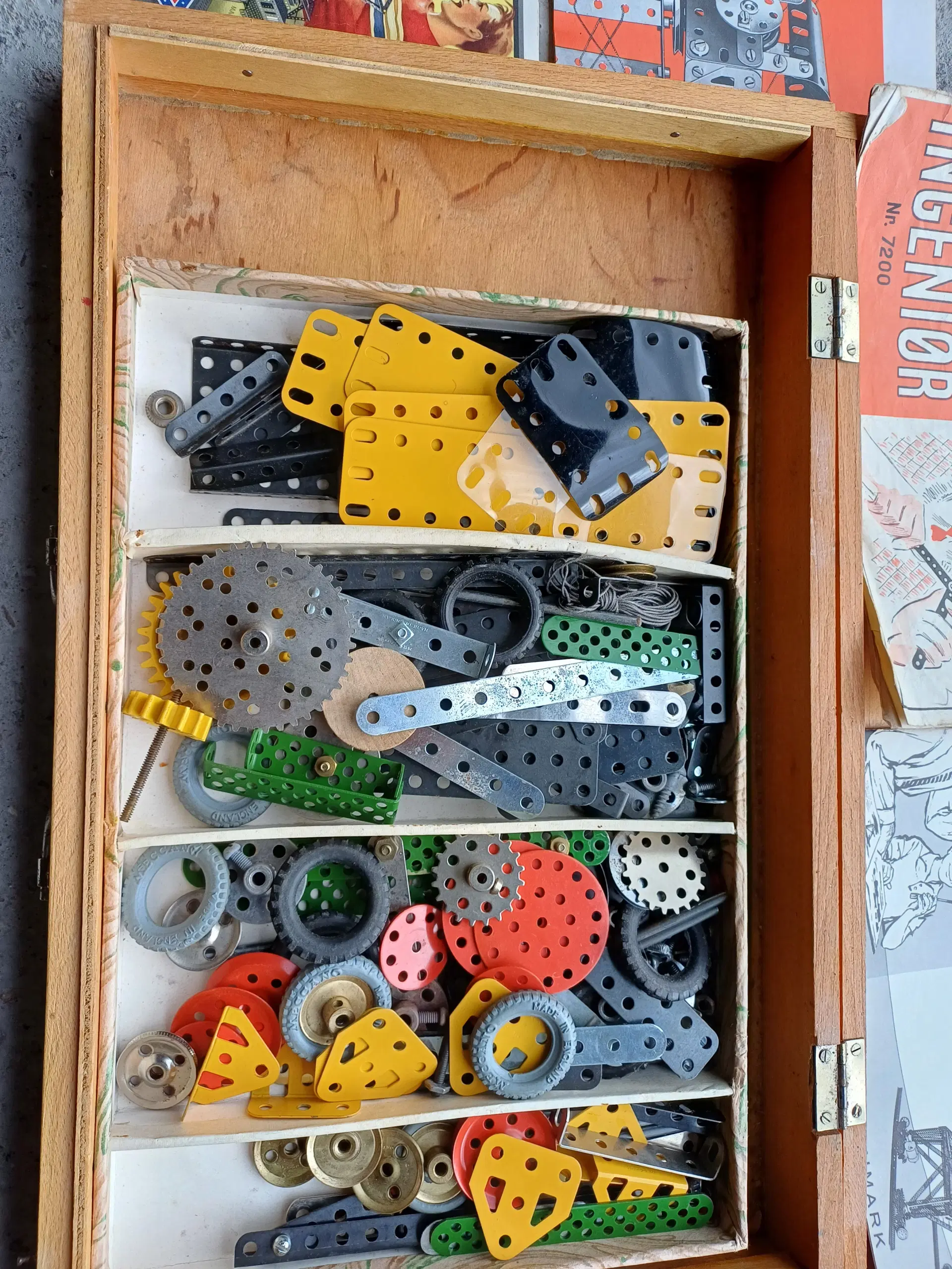 Tekno  Meccano