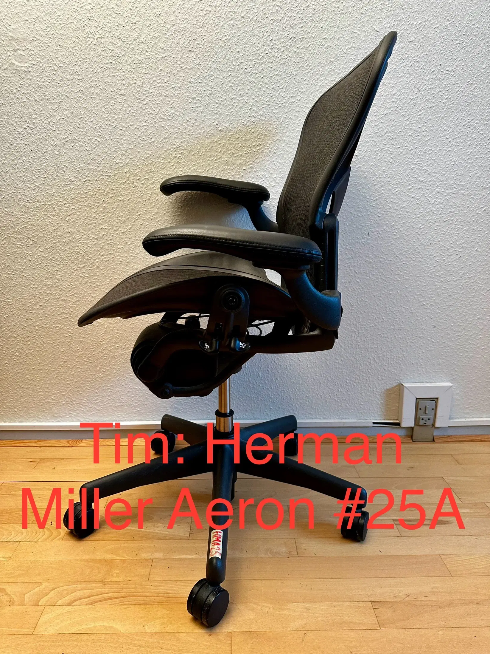 Herman Miller Aeron A