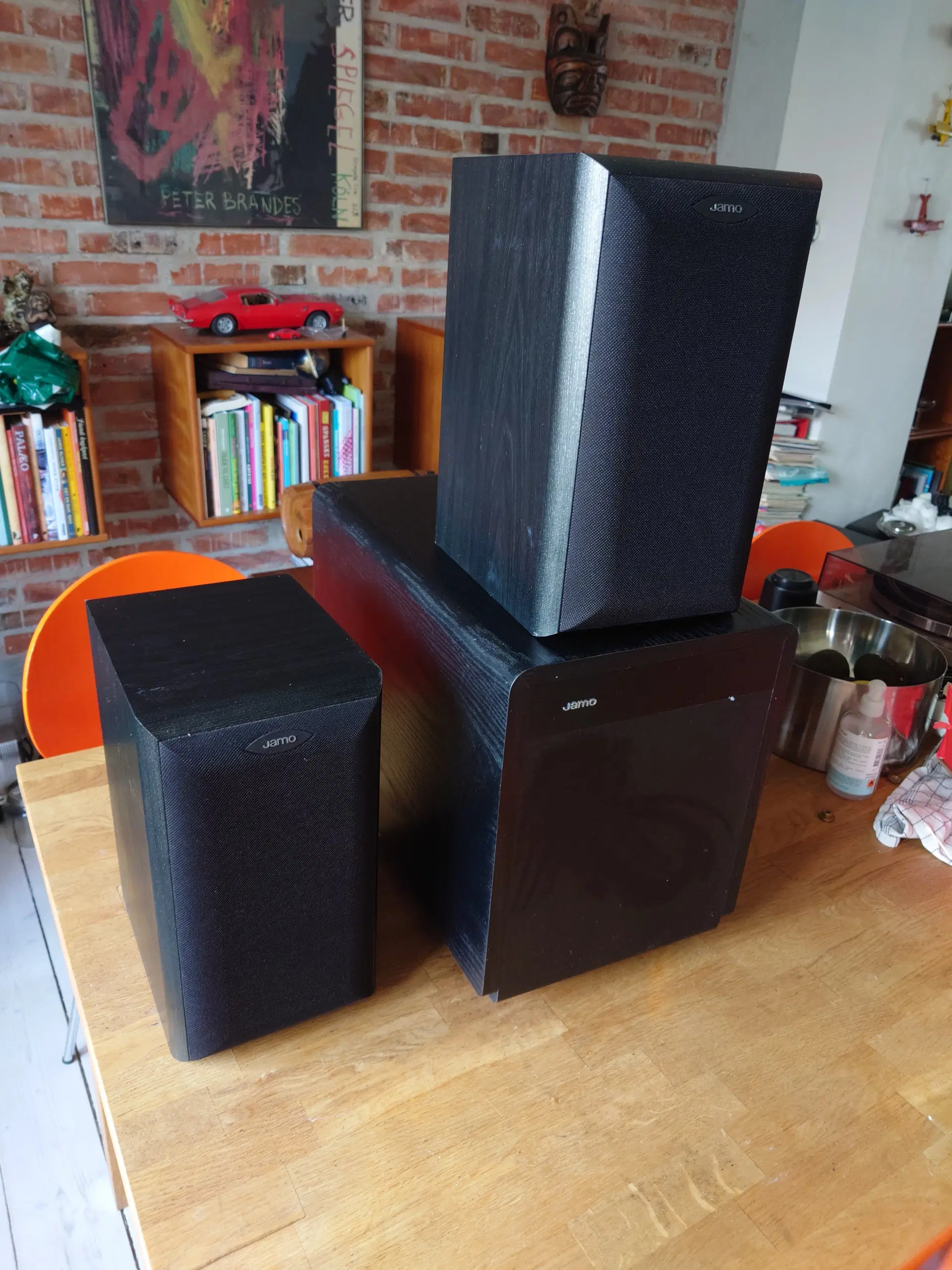 Stor JAMO SUBWOOFER 250W  med højtallere