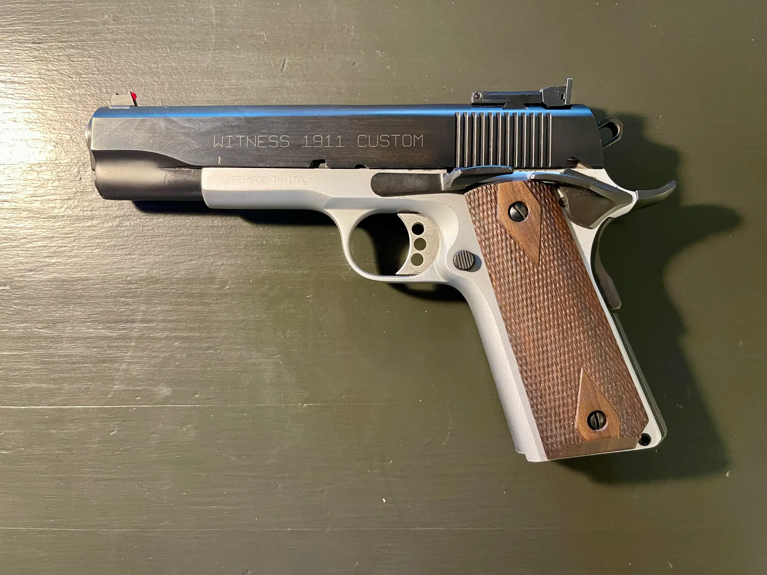 1911 Custom Witness 45cal fra Tangfolio