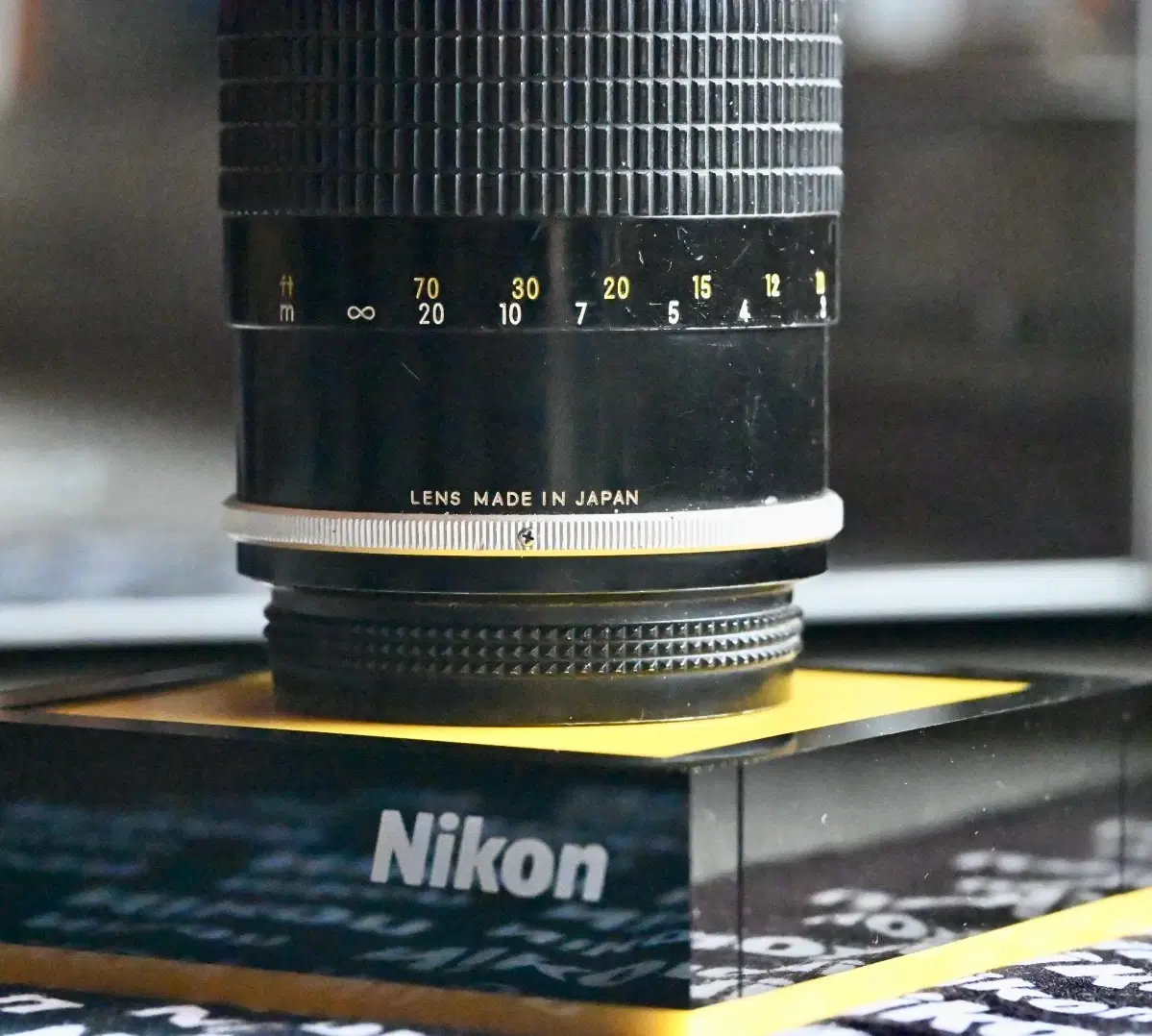 NIKKOR 135mm 28