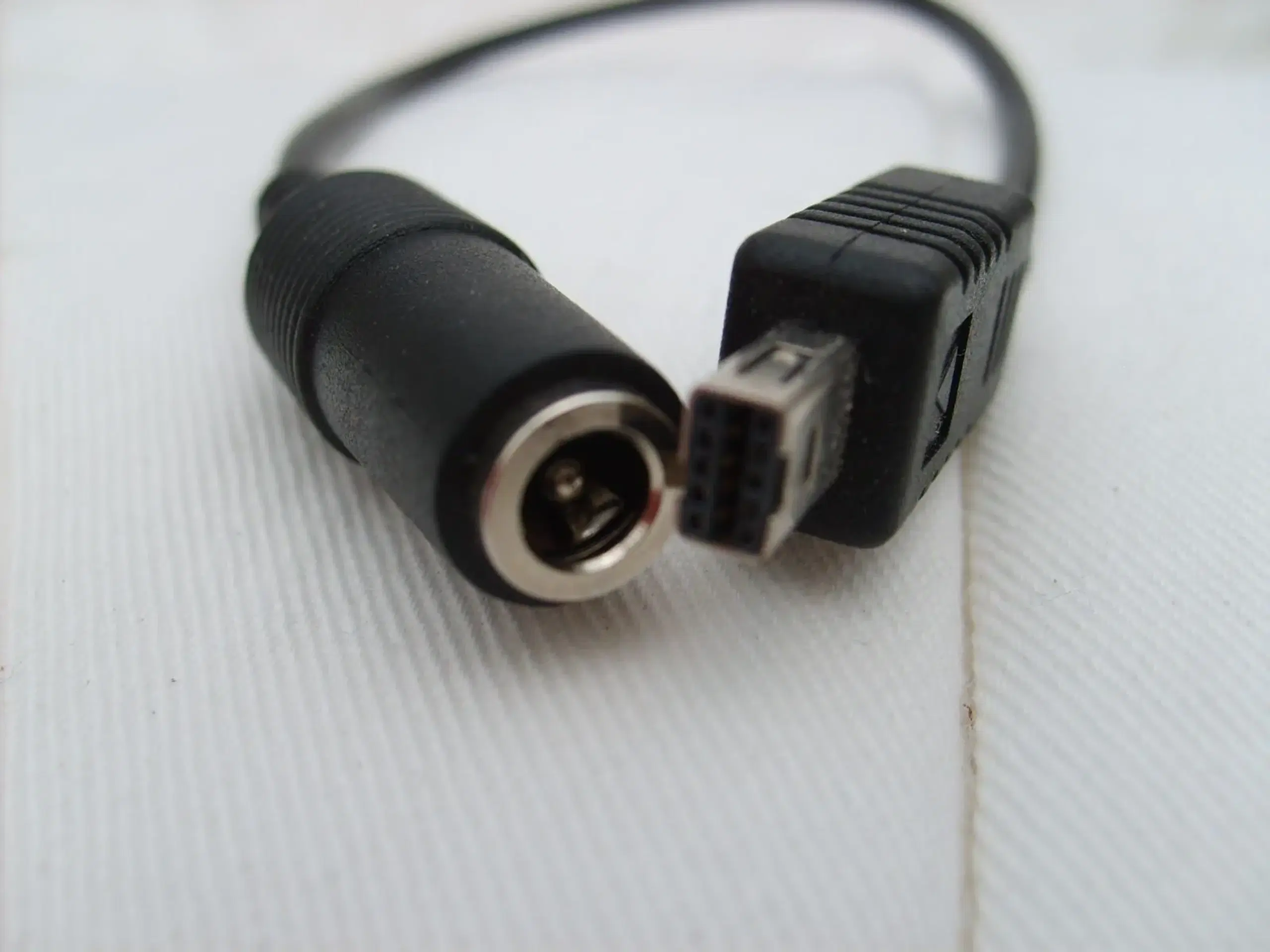 Adapterkabel DCstik han 40 - 17mm til 5 PIN stik