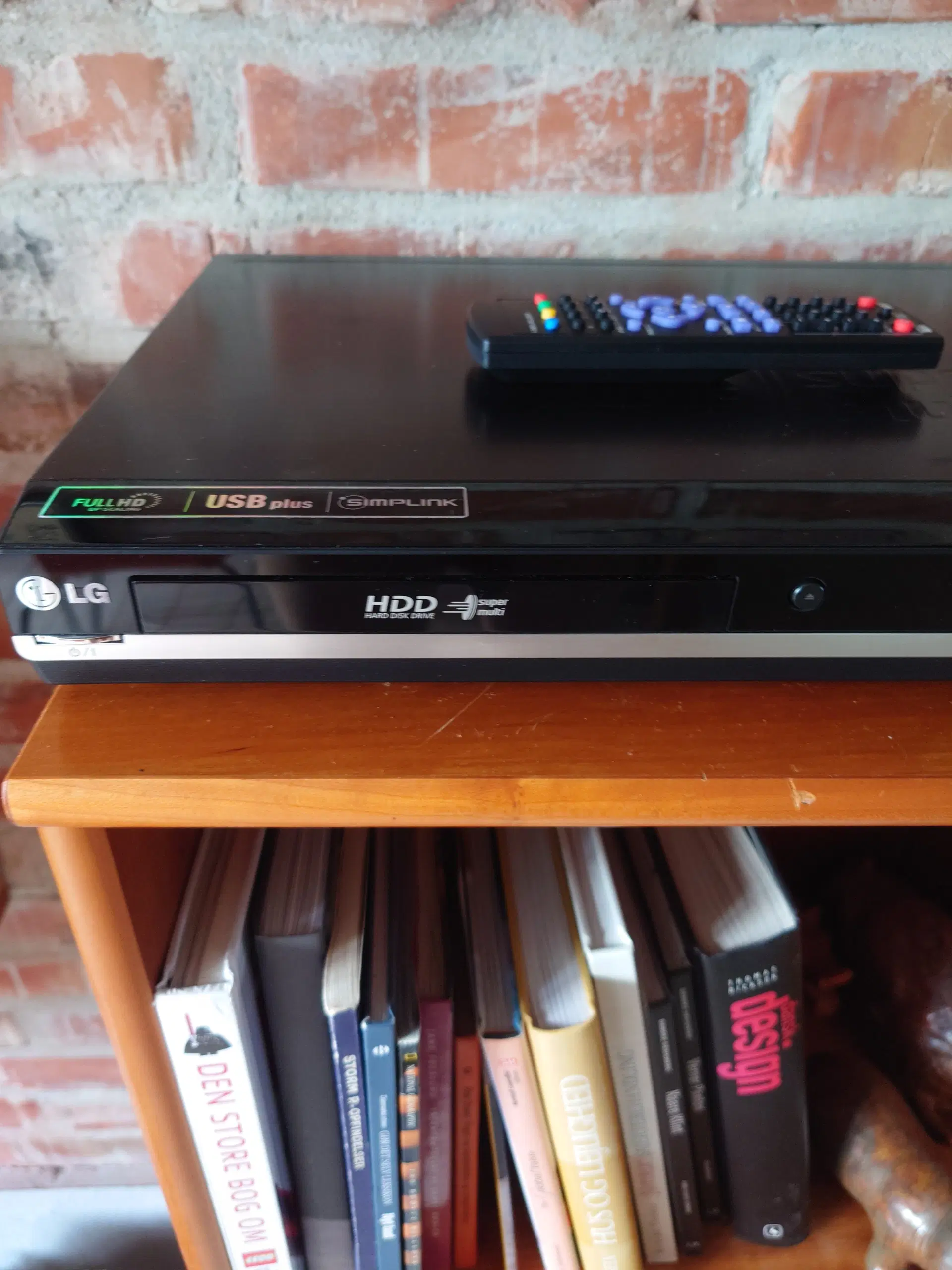 LG DVD afspiller og 160gb HD optager