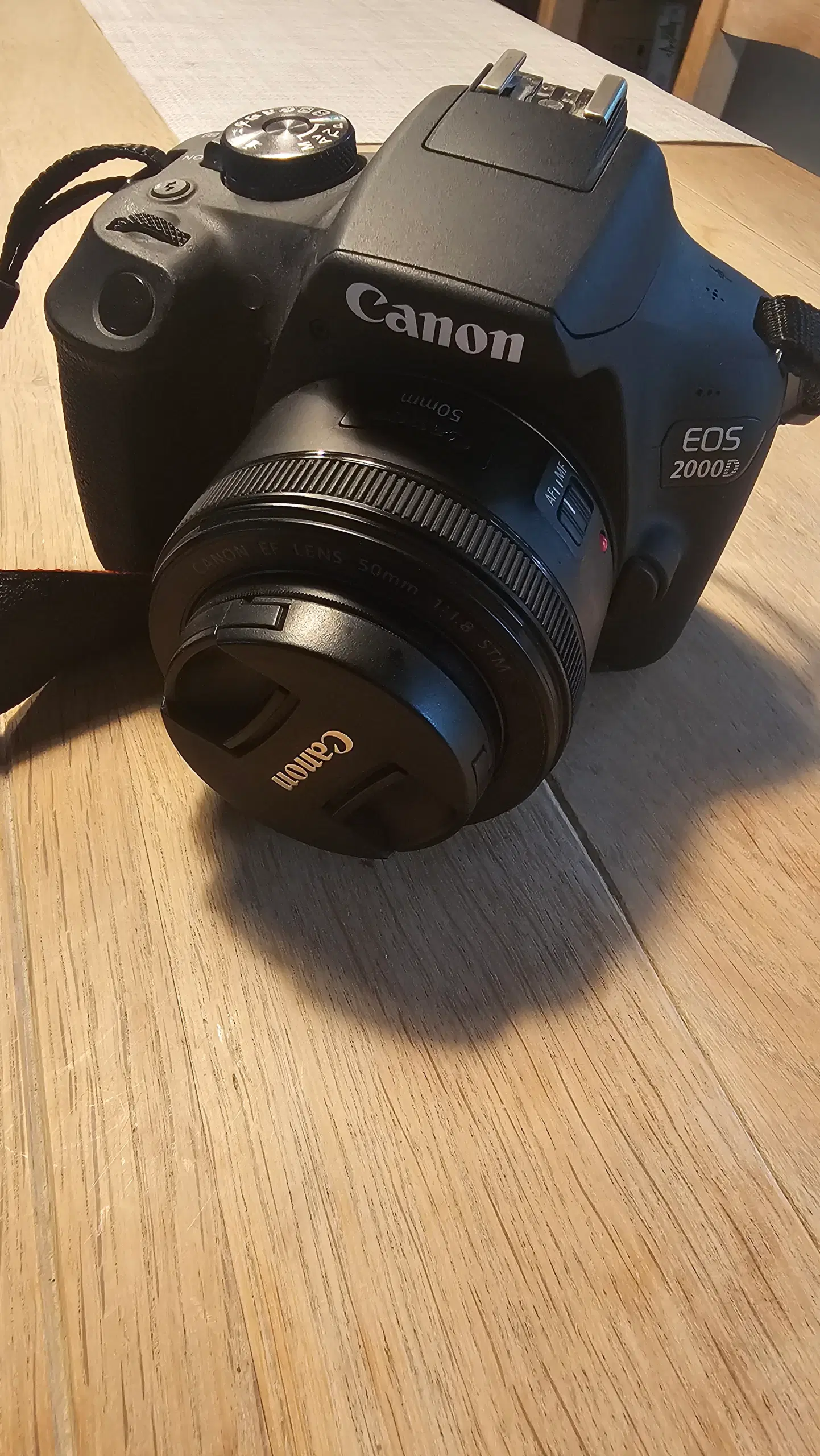 Canon 2000d