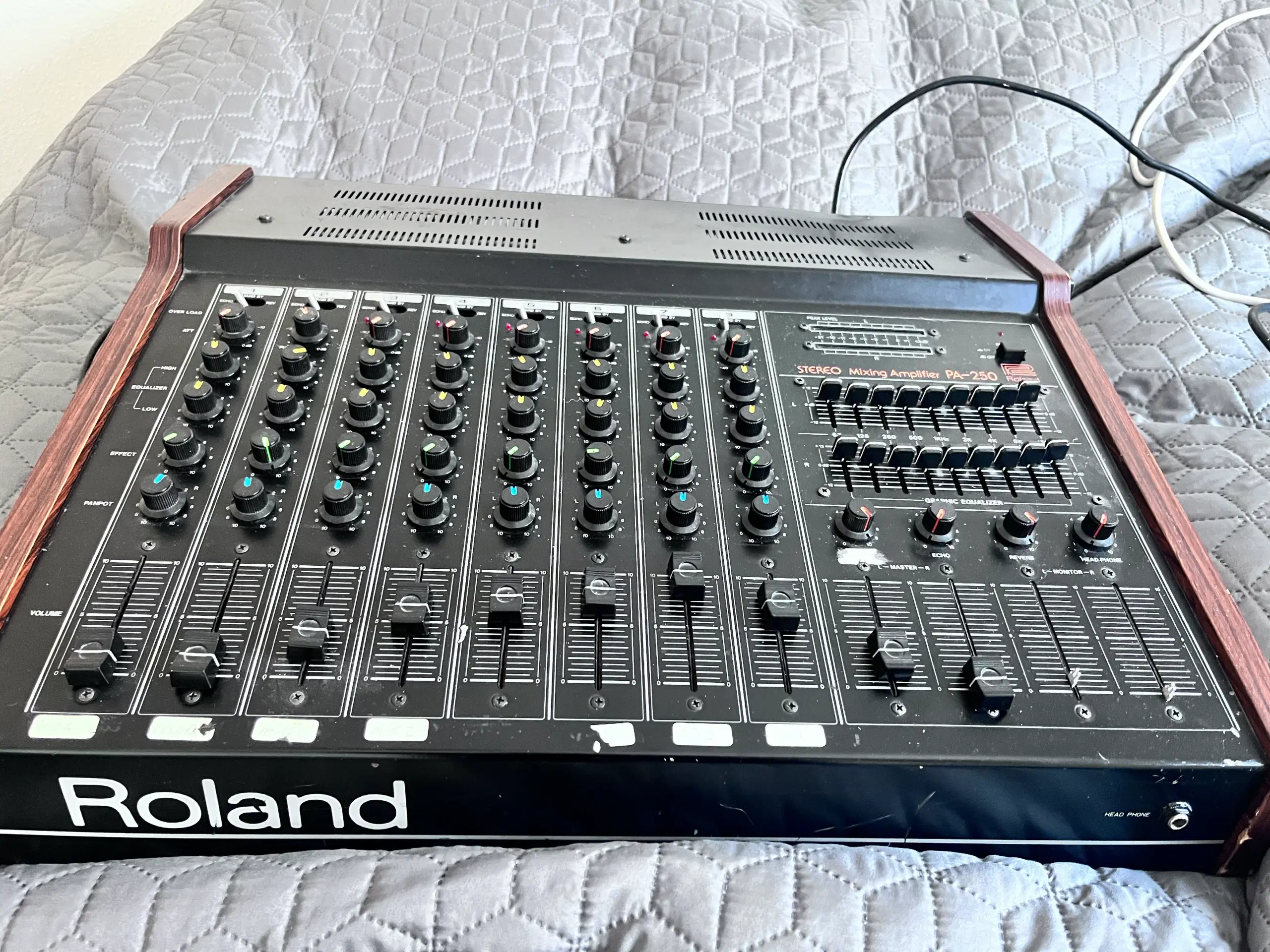 Roland pa-250 power Mixer