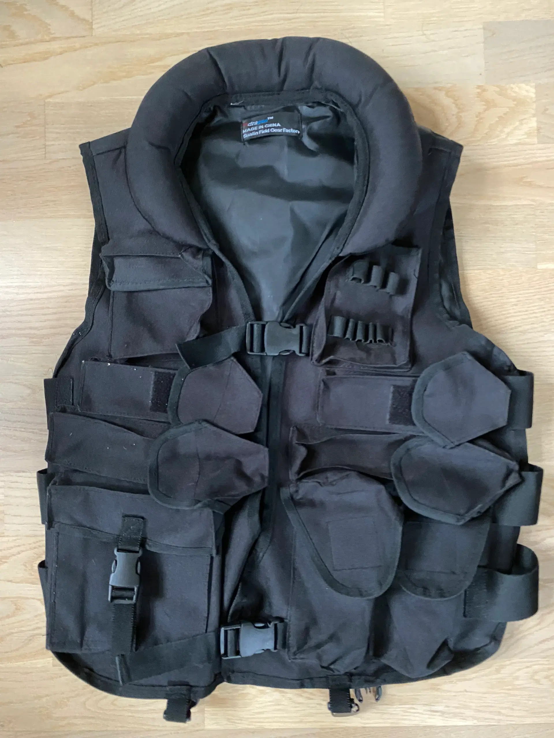 Tactical vest